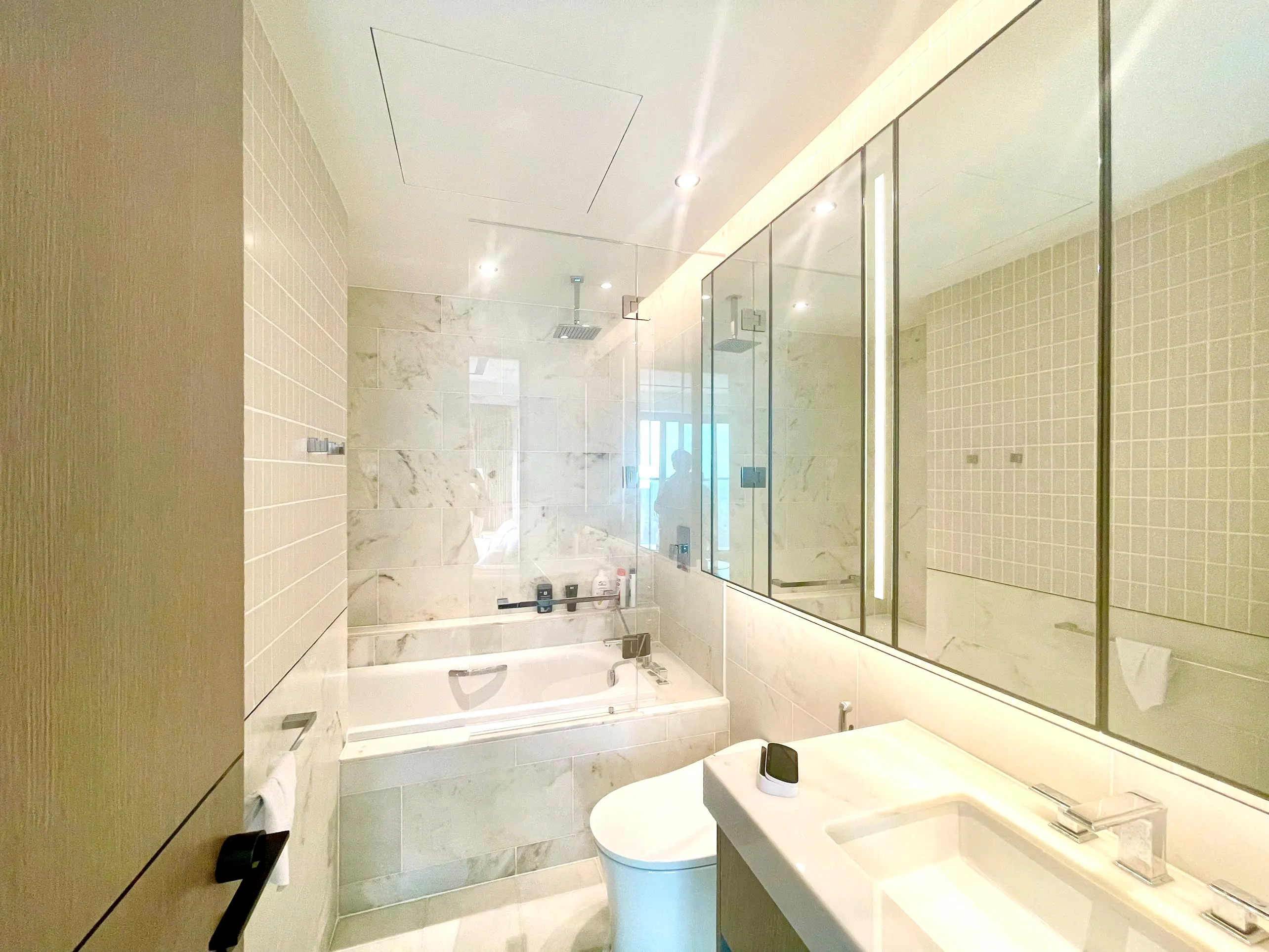 Good Rent 01 Bedroom Grand Marina Sai Gon Apartment District 1 HCMC 58sqm 1,900 USD/month