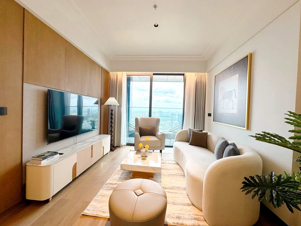 New 01 Bedroom Grand Marina Sai Gon Apartment District 1 HCMC 63sqm 2,250 USD/month