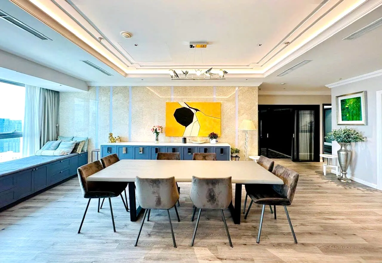 Good Rent 04 Bedroom Vinhomes Dong Khoi Apartment District 1 HCMC 220sqm 4,500 USD/month