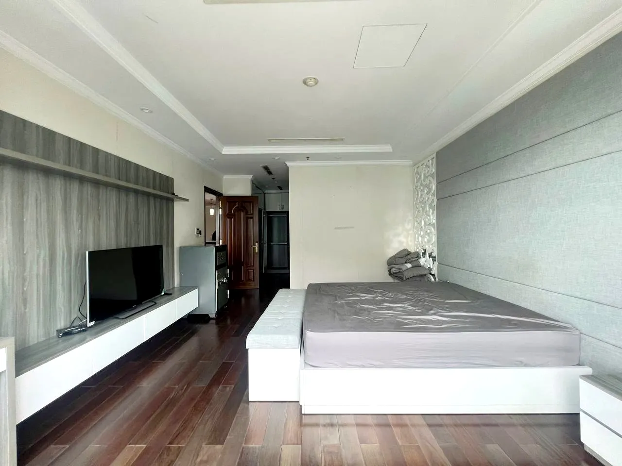 Good Rent 03 Bedroom Vinhomes Dong Khoi Apartment District 1 HCMC 165sqm 2,650 USD/month