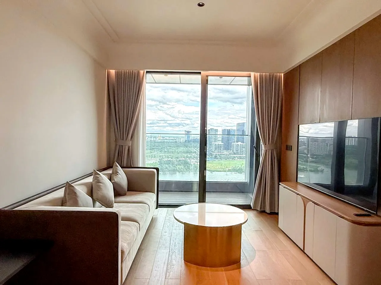 Modern 02 Bedroom Grand Marina Sai Gon Apartment District 1 HCMC 92sqm 4,530 USD/month