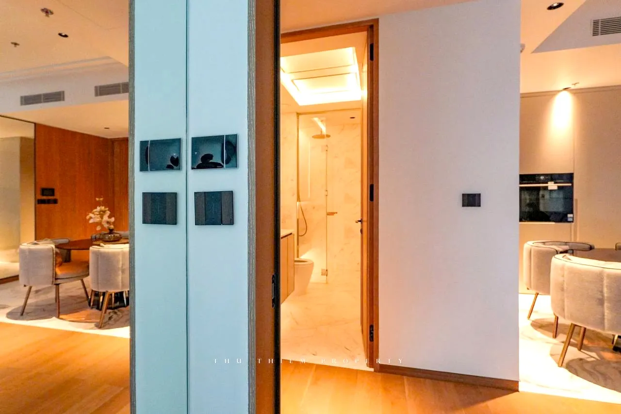 Best Deal 02 Bedroom Grand Marina Sai Gon Apartment District 1 HCMC 78sqm 2,800 USD/month