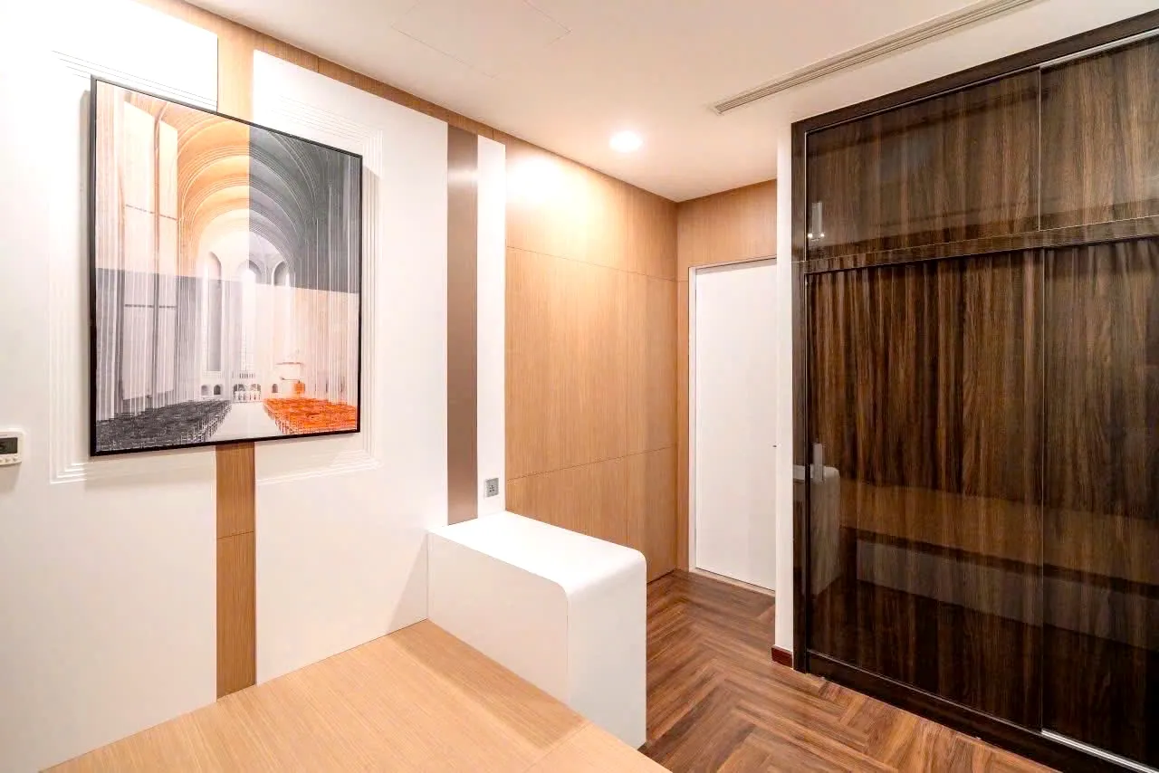 River view 03 Bedroom Vinhomes Golden River Apartment District 1 HCMC 118sqm 1,900 USD/month