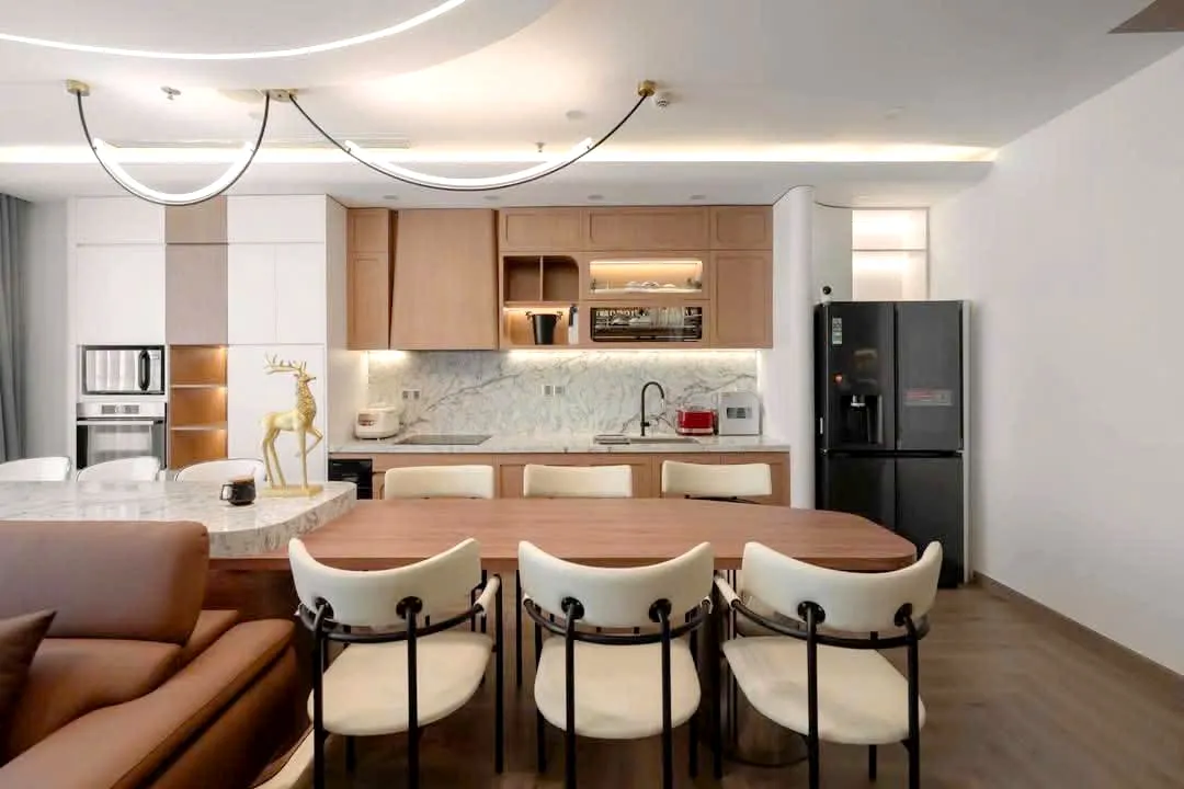 River view 03 Bedroom Vinhomes Golden River Apartment District 1 HCMC 118sqm 1,900 USD/month