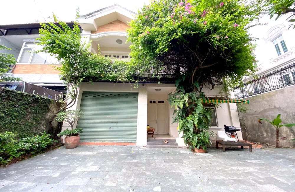 Very Big Garden House For Rent in Street 46 Thao Dien Ward HCMC 450sqm 2,300 USD/month