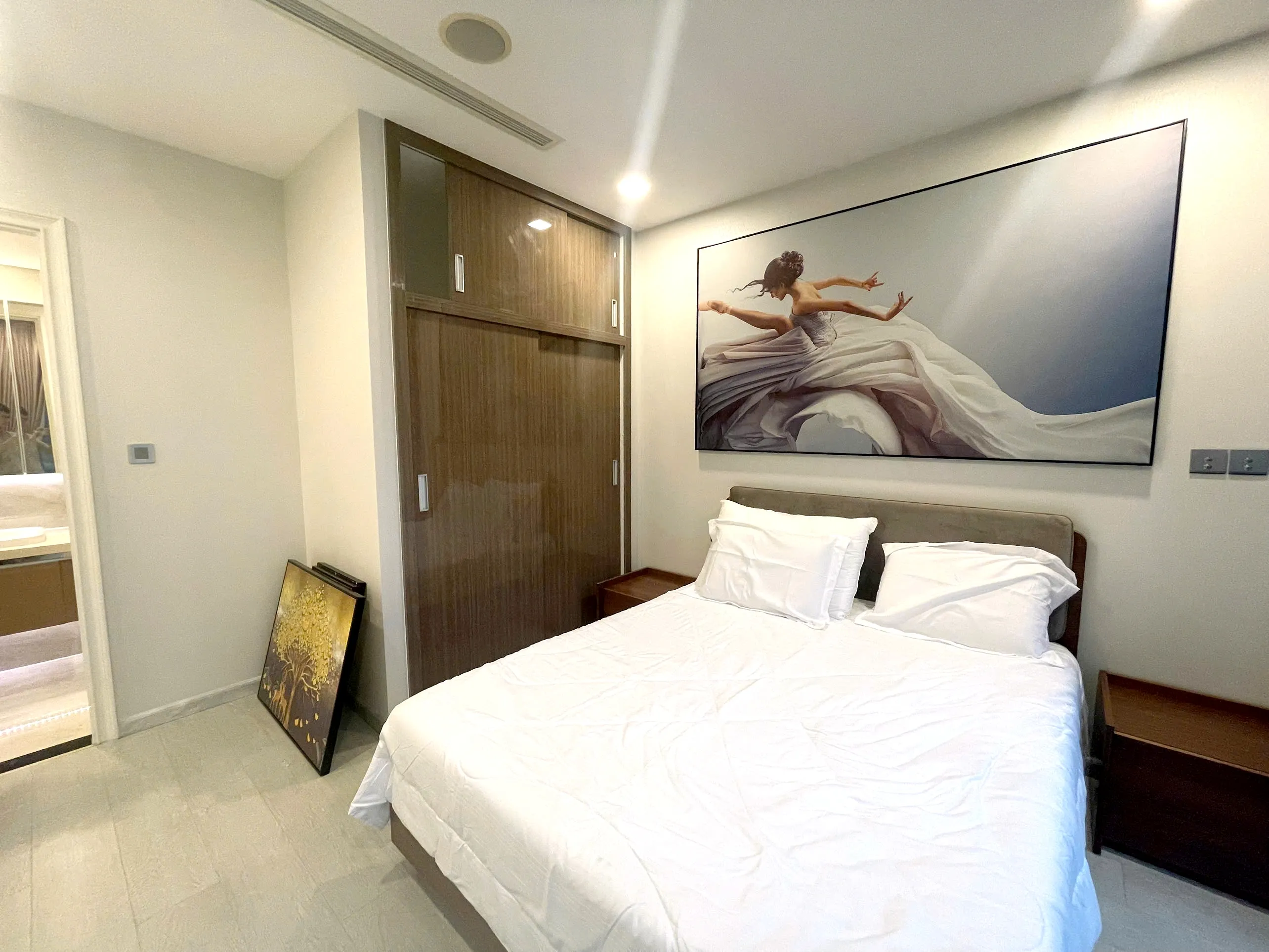 IFC Marina View 02 Bedroom Vinhomes Golden River Apartment District 1 HCMC 79sqm 1,500 USD/month