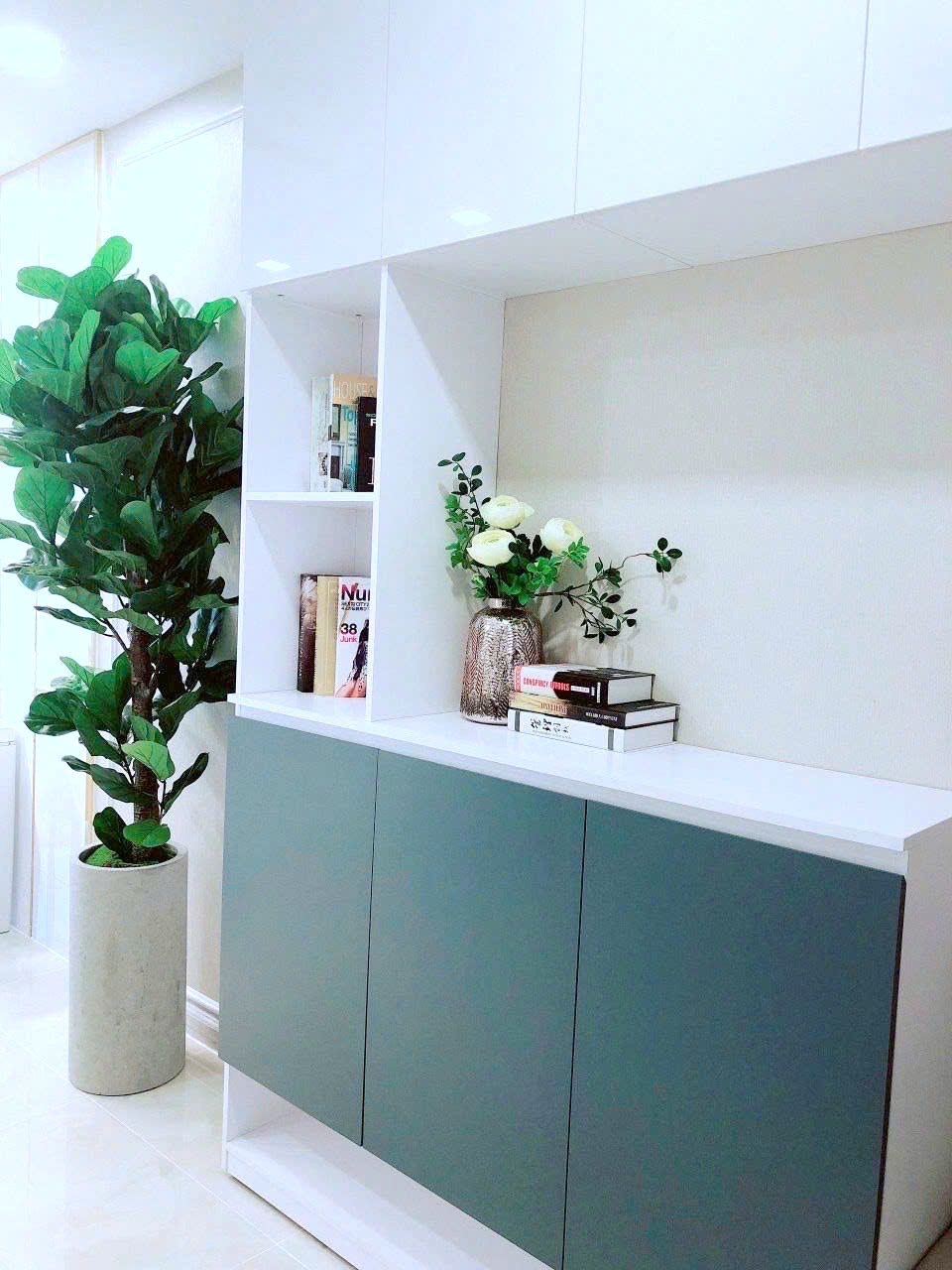 Bitexco View 02 Bedrooms Vinhomes Golden River Apartment District 1 HCMC