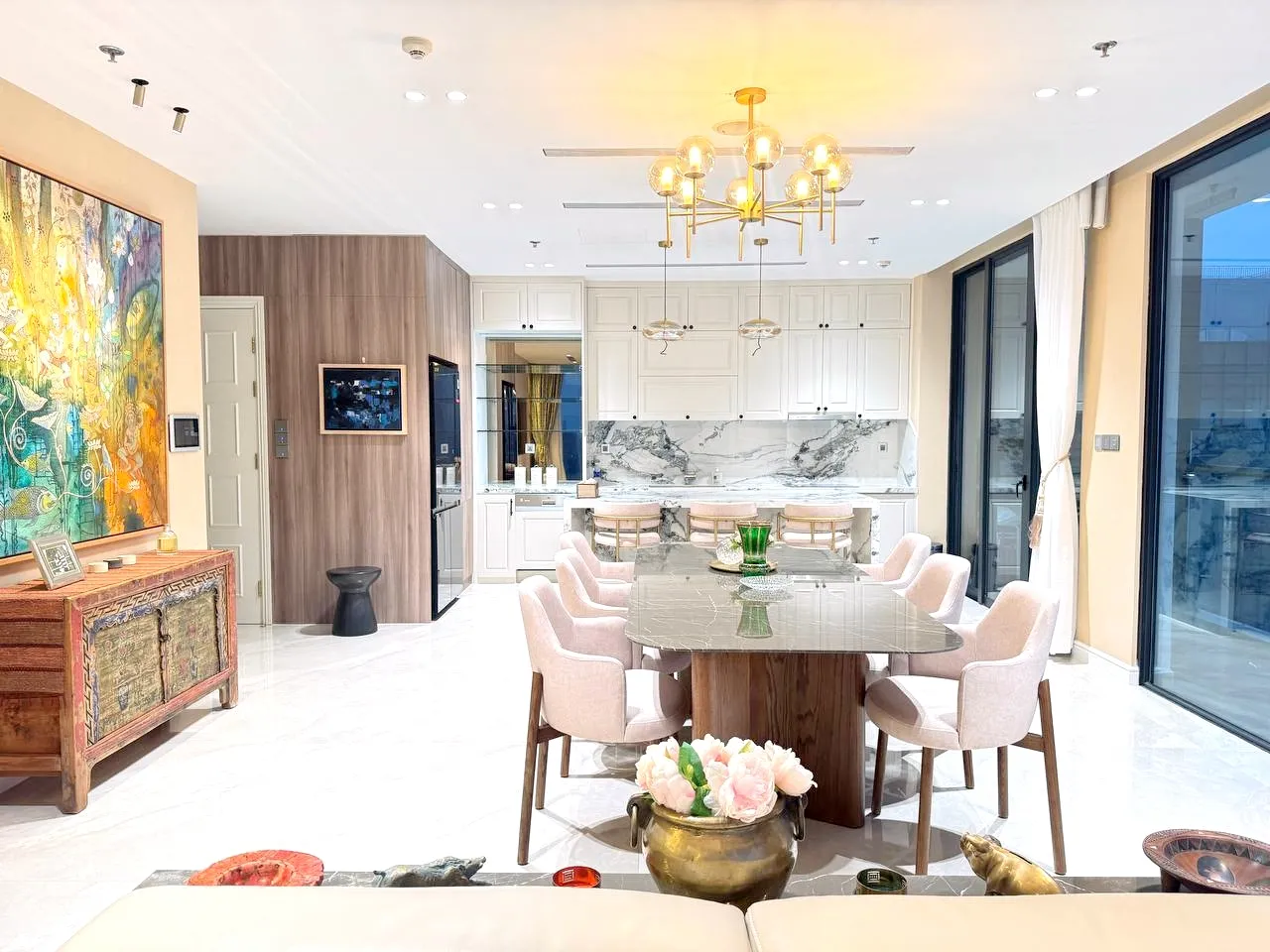 Limited Edition 03 Bedroom Vinhomes Golden River Apartment District 1 HCMC 160sqm 5,000 USD/month
