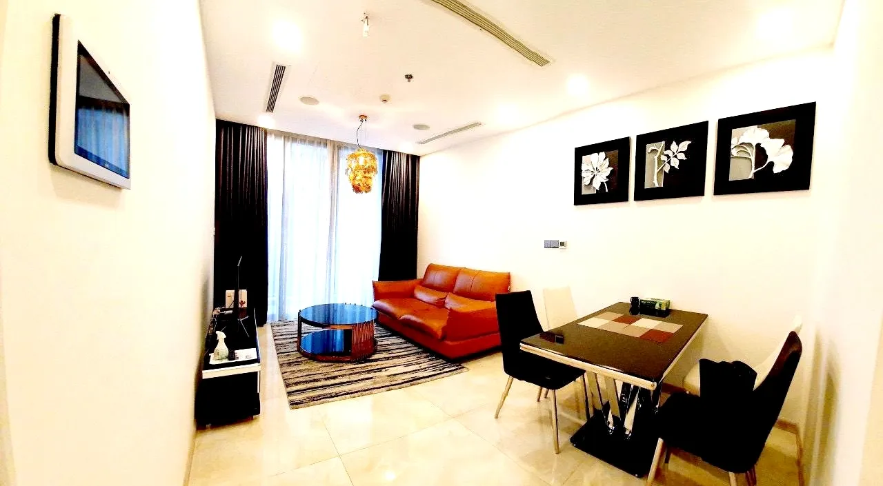 Good Rent 01 Bedroom Vinhomes Golden River Apartment District 1 HCMC 50sqm 830 USD/month
