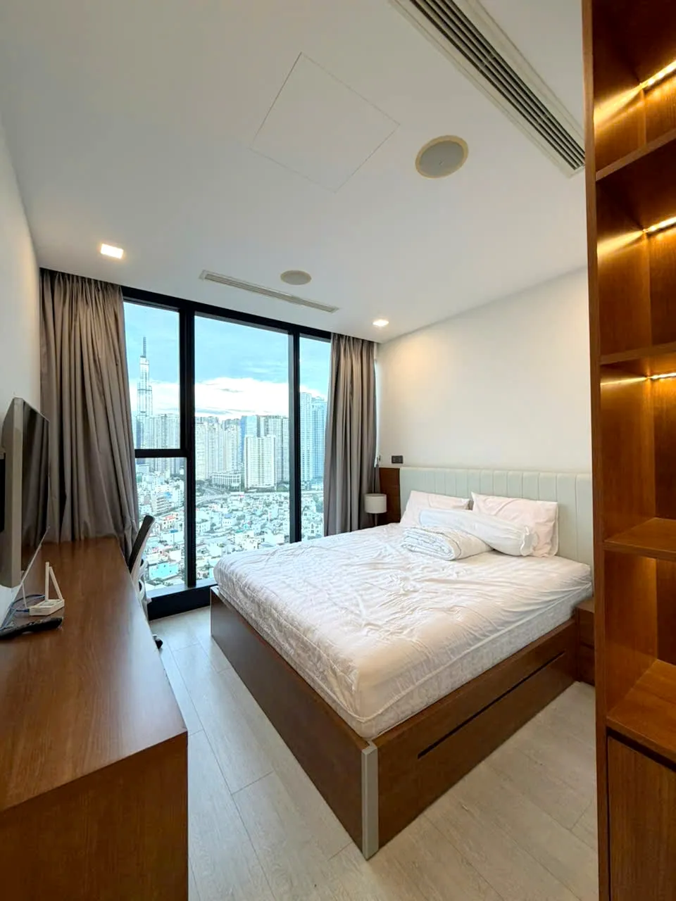 Full view 02 Bedroom Vinhomes Golden River Apartment District 1 HCMC 79sqm 1,500 USD/month