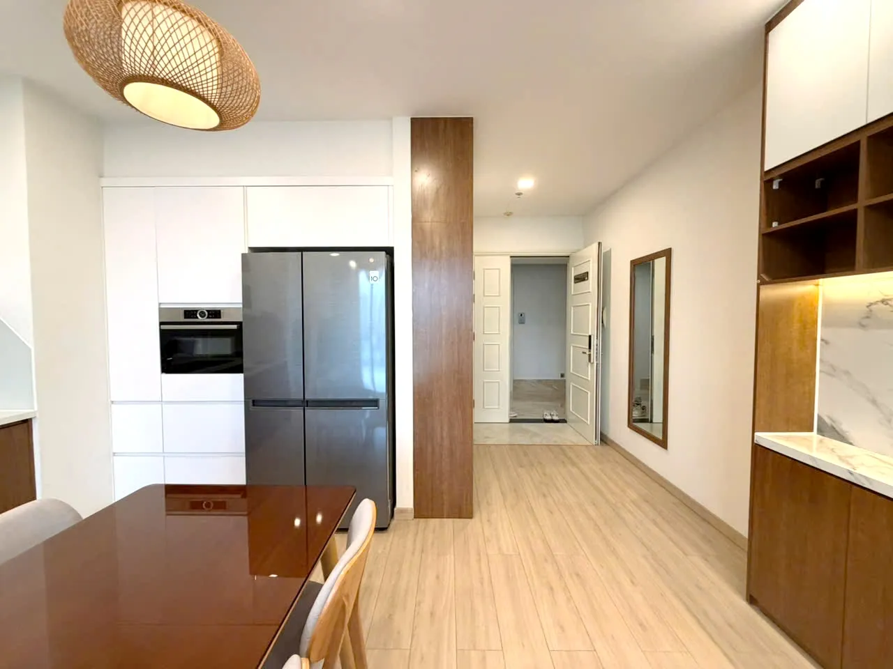 Full view 02 Bedroom Vinhomes Golden River Apartment District 1 HCMC 79sqm 1,500 USD/month