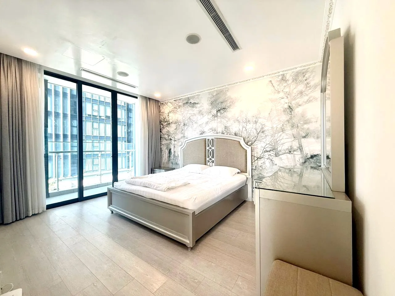 New Furniture 02 Bedroom Vinhomes Golden River Apartment District 1 HCMC 121sqm 1,900 USD/month