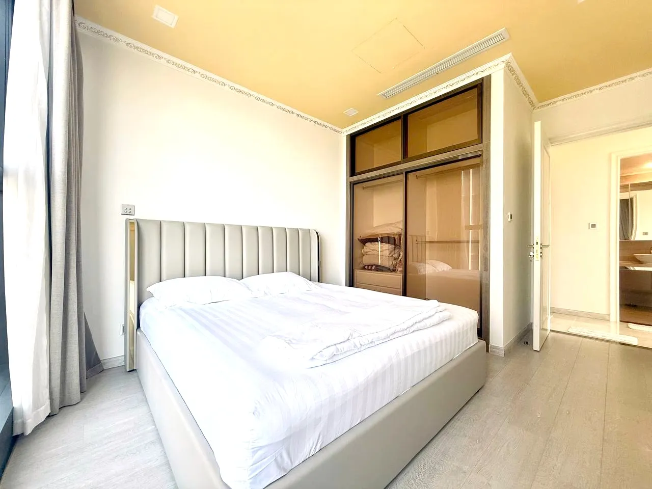 New Furniture 02 Bedroom Vinhomes Golden River Apartment District 1 HCMC 121sqm 1,900 USD/month