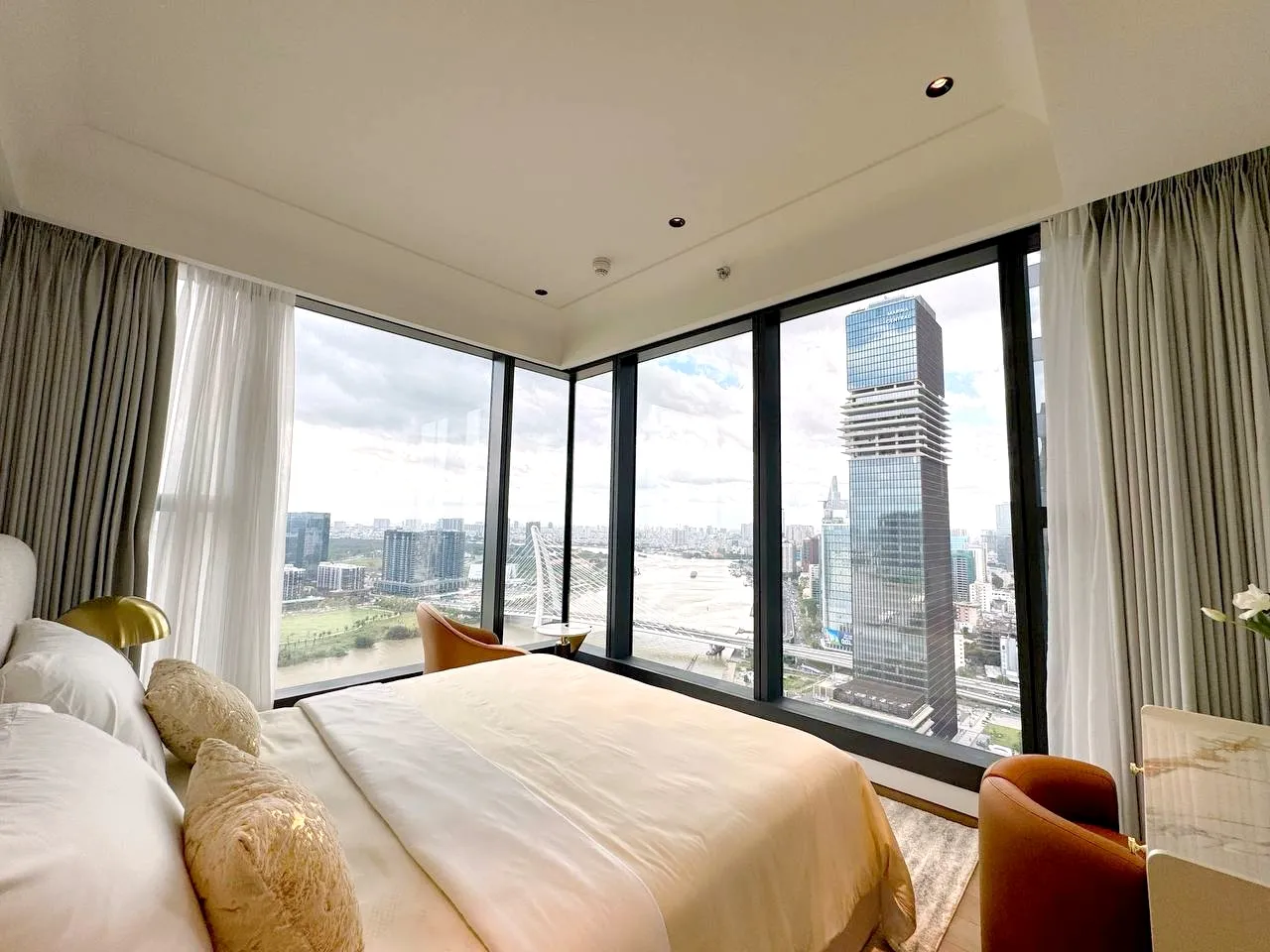 Modern Condo 02 Bedrooms Grand Marina Sai Gon Apartment District 1 HCMC 92sqm 4,500 USD/month