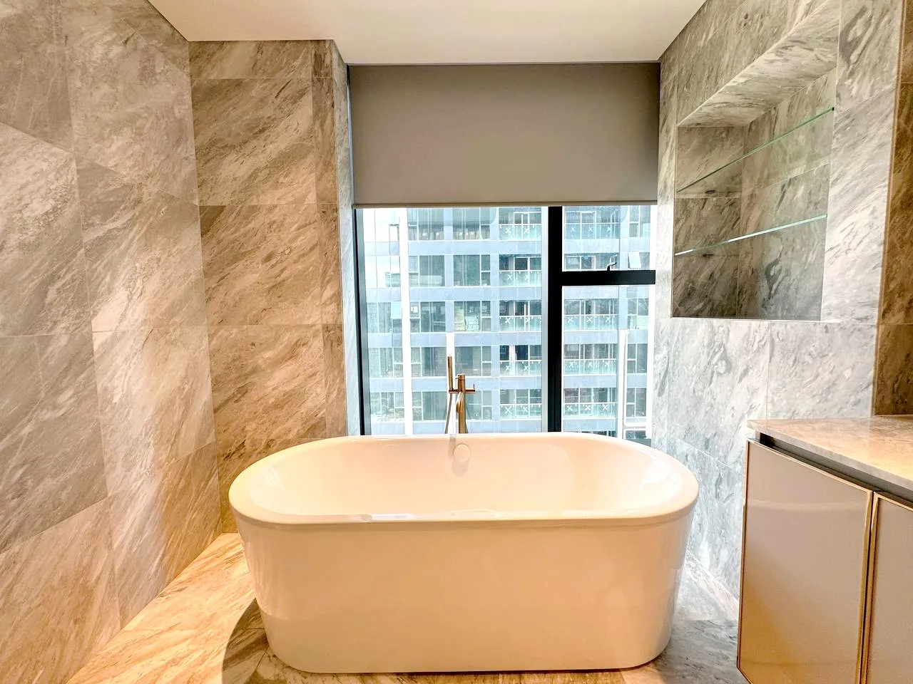 Modern Condo 02 Bedrooms Grand Marina Sai Gon Apartment District 1 HCMC 92sqm 4,500 USD/month