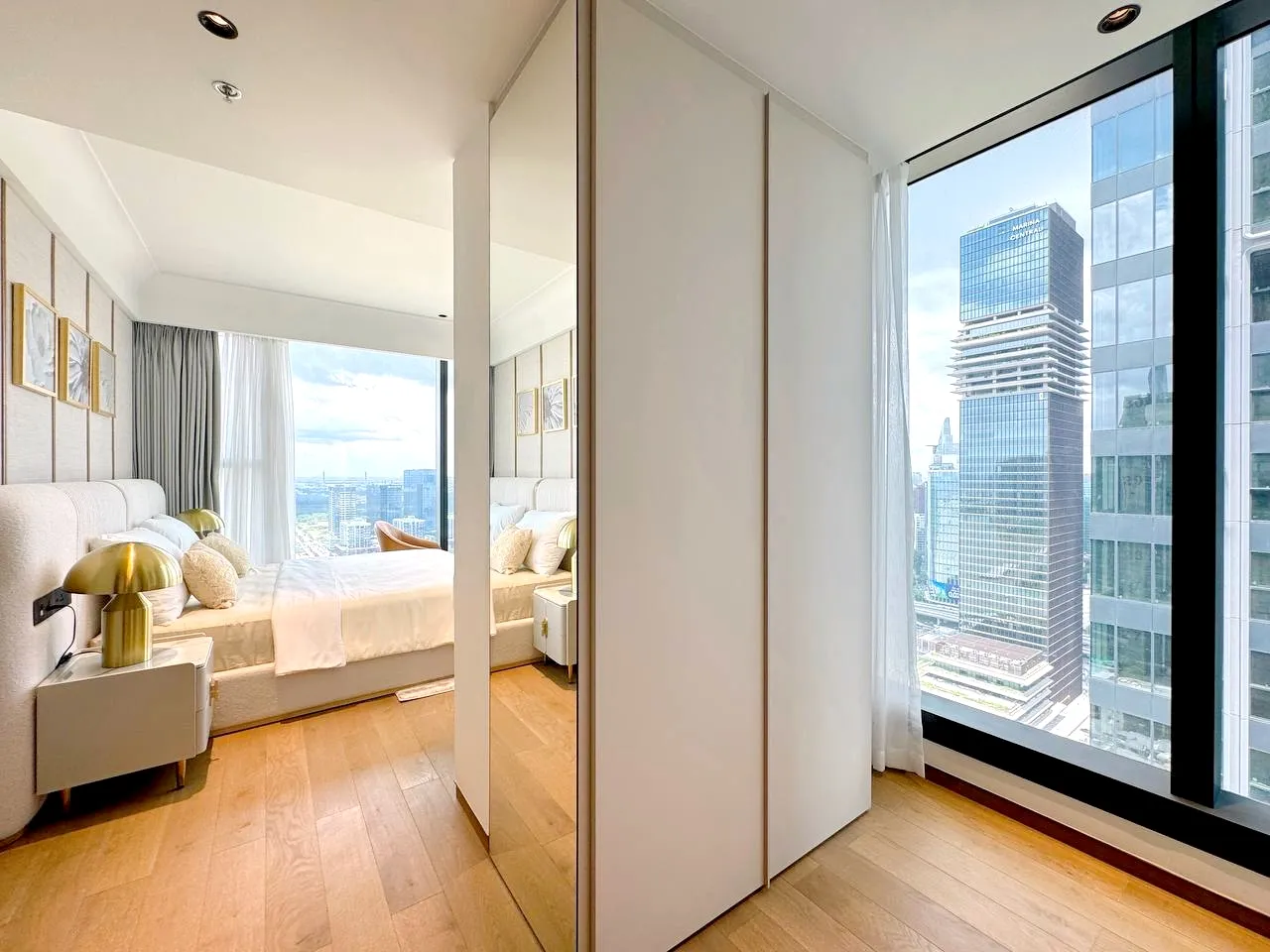Modern Condo 02 Bedrooms Grand Marina Sai Gon Apartment District 1 HCMC 92sqm 4,500 USD/month