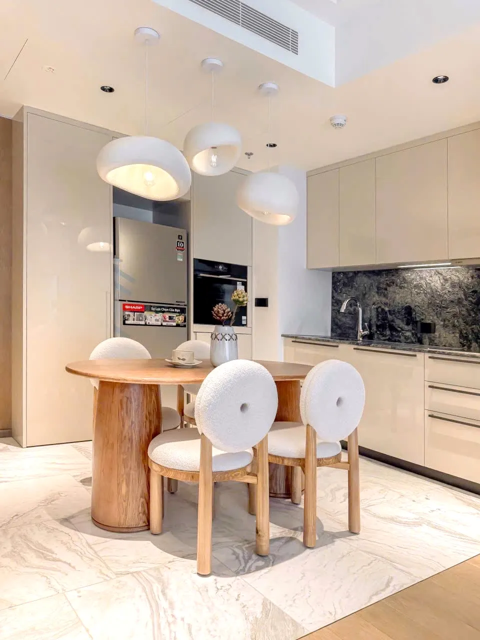 Fully Equipped 01 Bedrooms Grand Marina Sai Gon Apartment District 1 HCMC 57sqm 1,900 USD/month