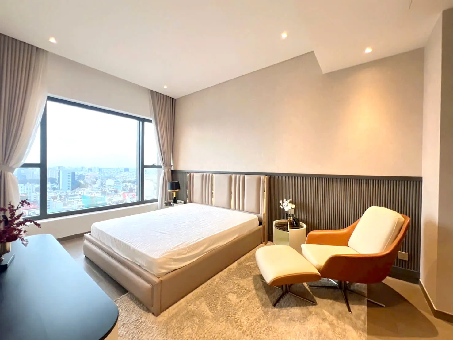 Rare Large Layout 03 Bedroom The Marq Apartment District 1 HCMC 143sqm 4,400 USD/month