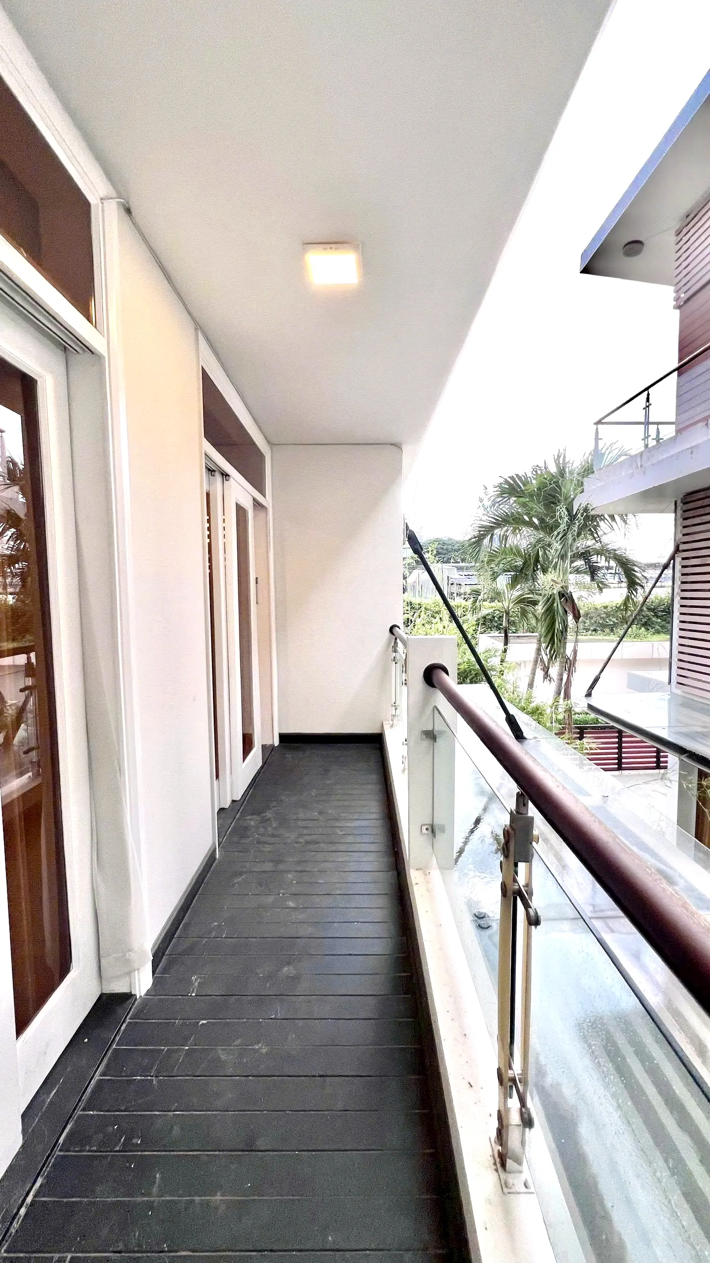 Small and Modern Villa For Rent in Compound Thao Dien HCMC 300sqm 3,000 USD/month