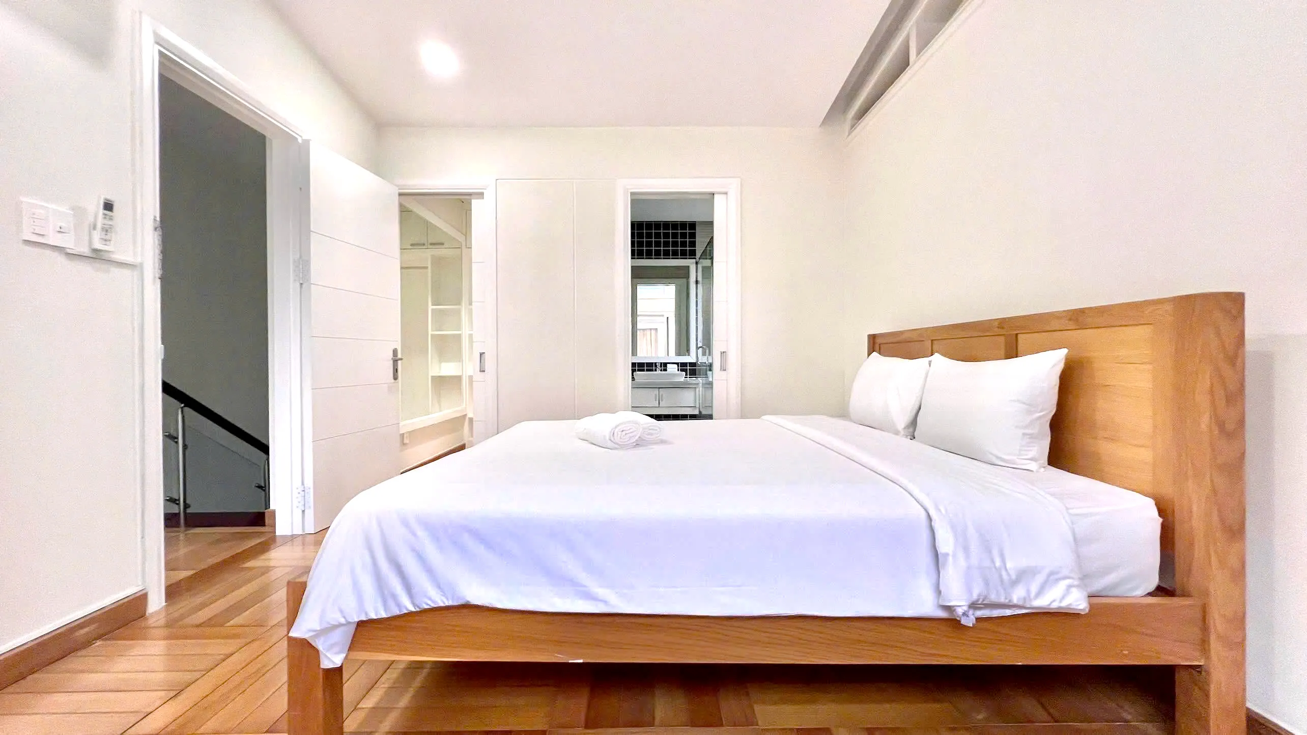 Small and Modern Villa For Rent in Compound Thao Dien HCMC 300sqm 3,000 USD/month