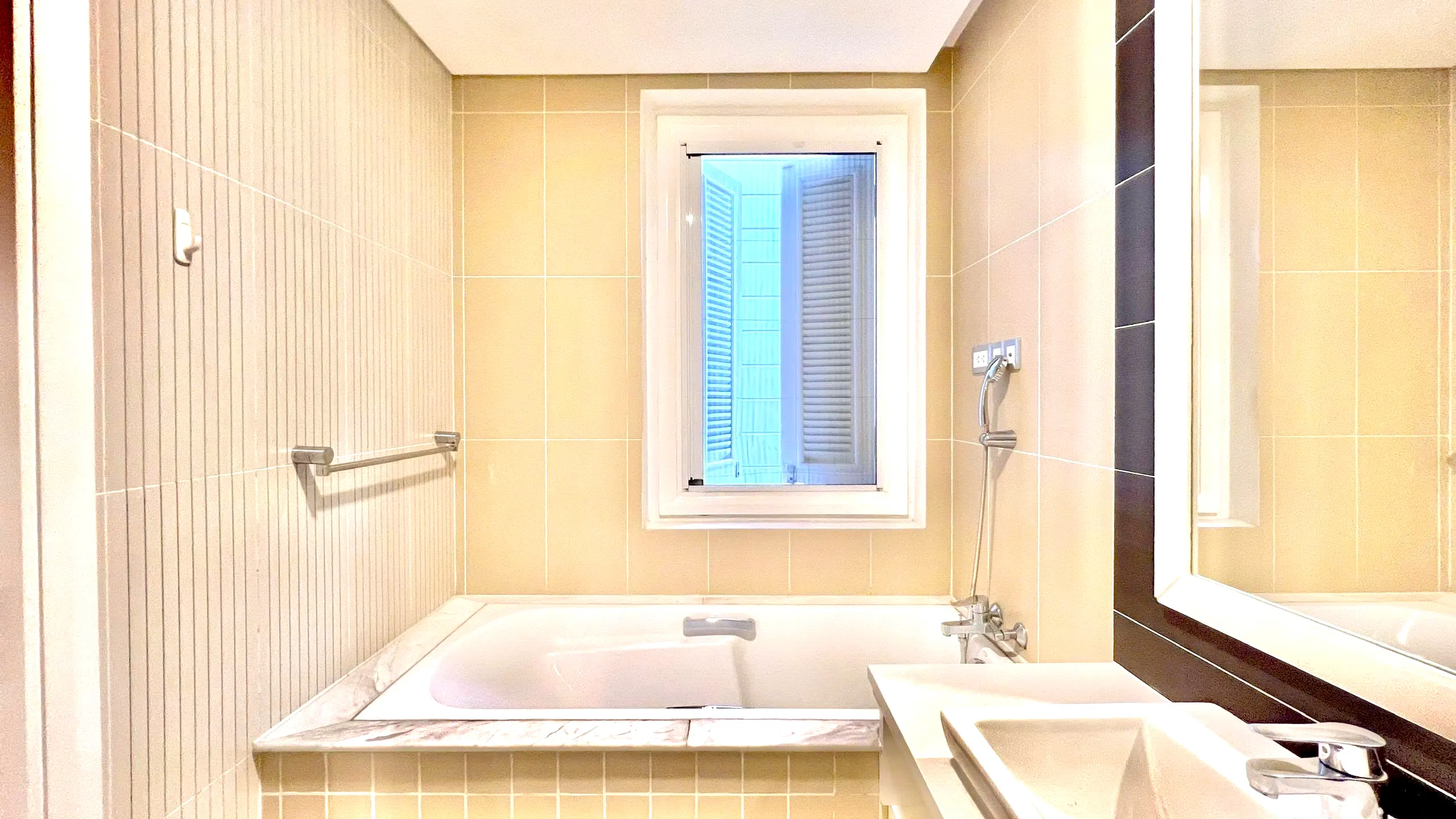 Small and Modern Villa For Rent in Compound Thao Dien HCMC 300sqm 3,000 USD/month
