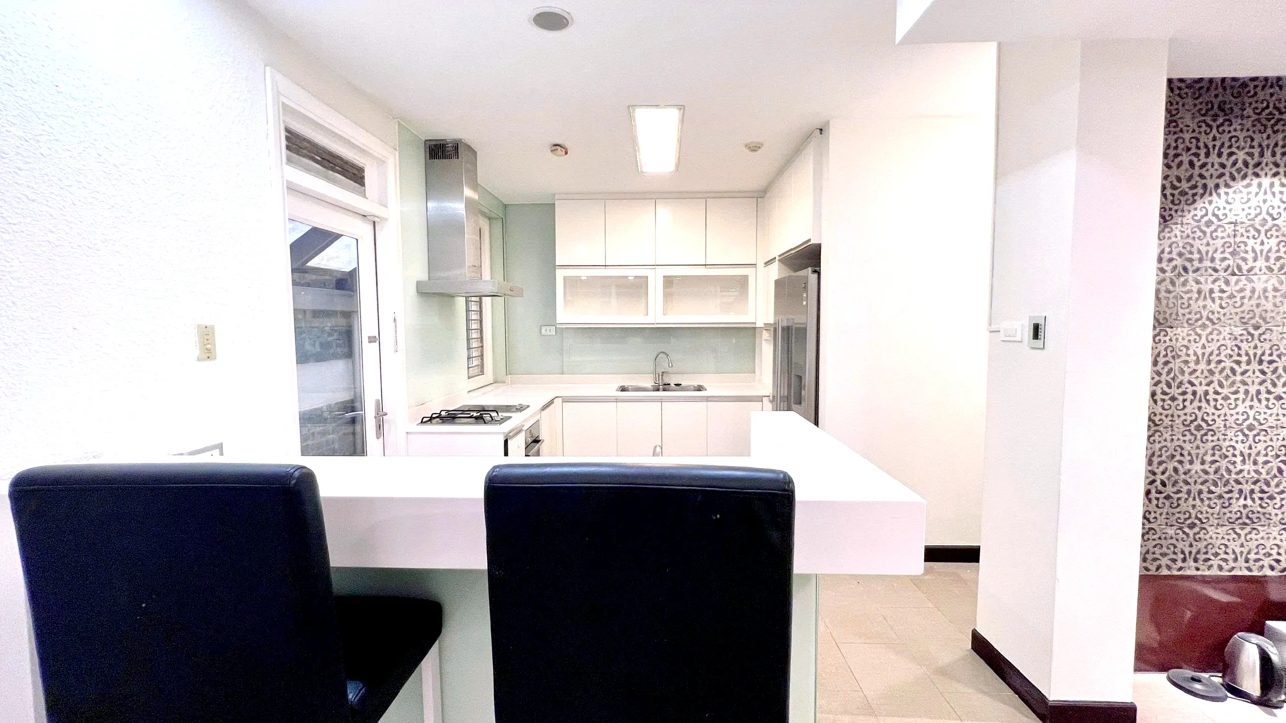 Small and Modern Villa For Rent in Compound Thao Dien HCMC 300sqm 3,000 USD/month