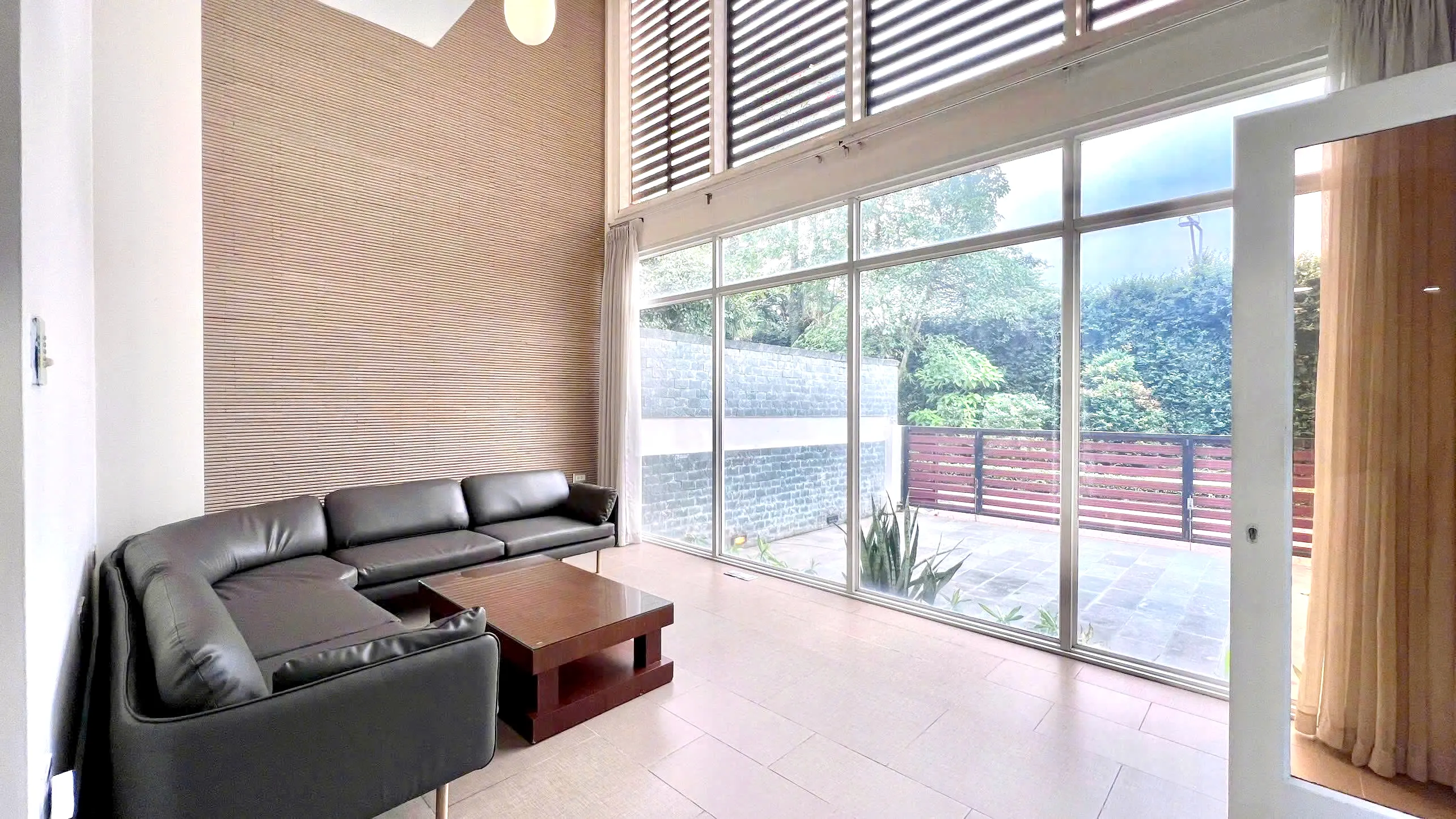 Small and Modern Villa For Rent in Compound Thao Dien HCMC 300sqm 3,000 USD/month