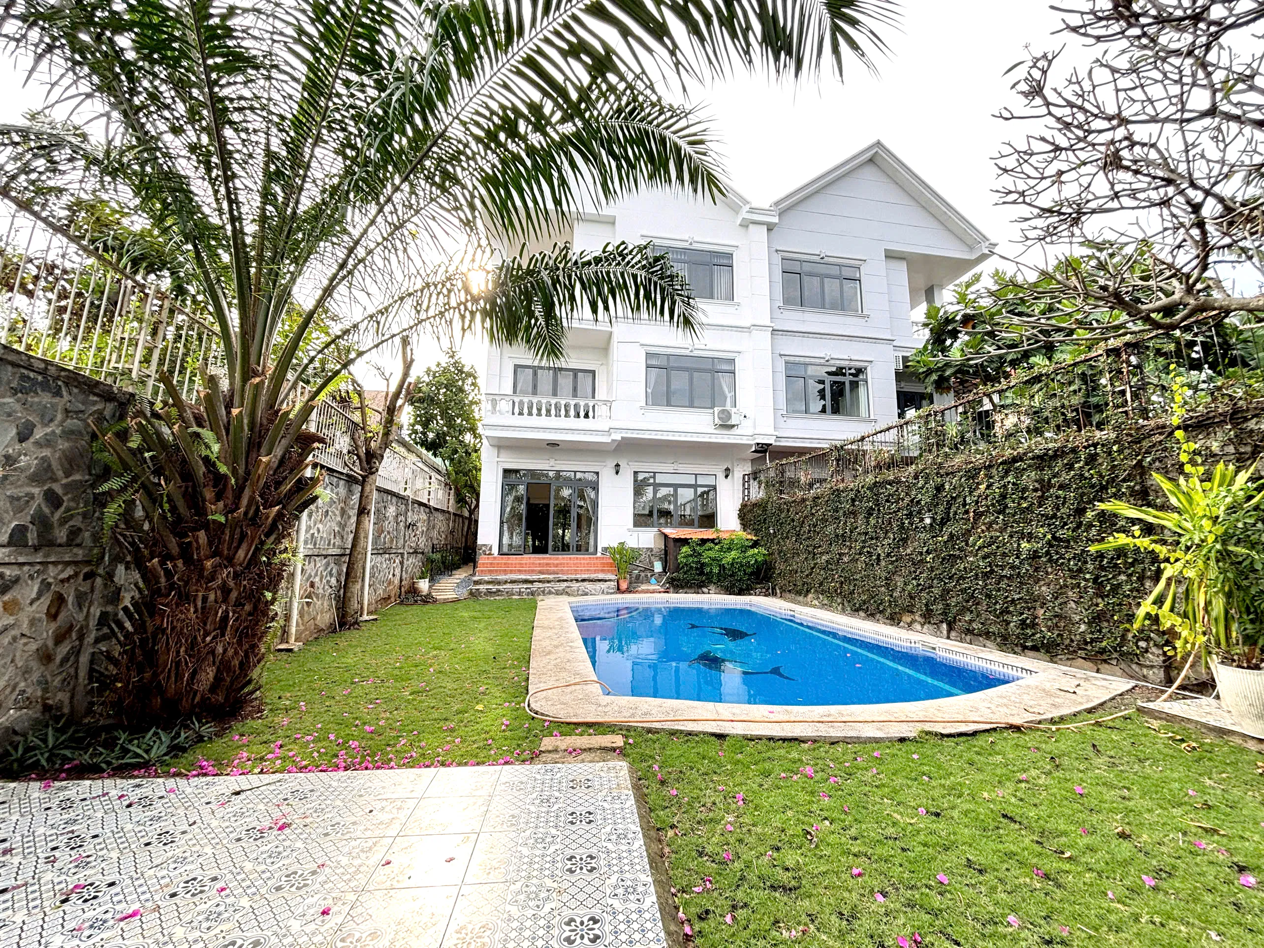 Fascinating View Villa For Rent in Compound Thao Dien HCMC 750sqm 4,000 USD/month