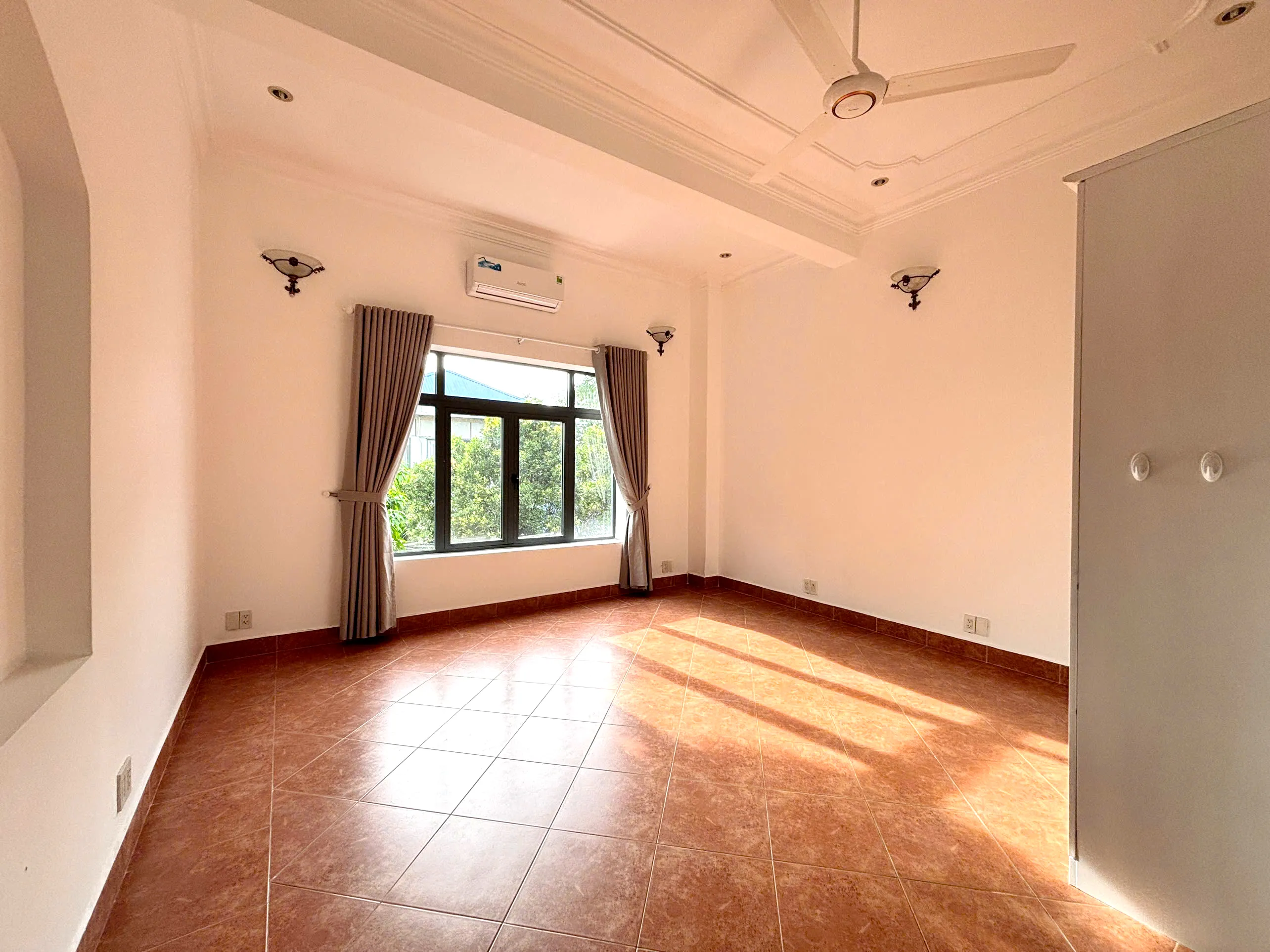 Fascinating View Villa For Rent in Compound Thao Dien HCMC 750sqm 4,000 USD/month