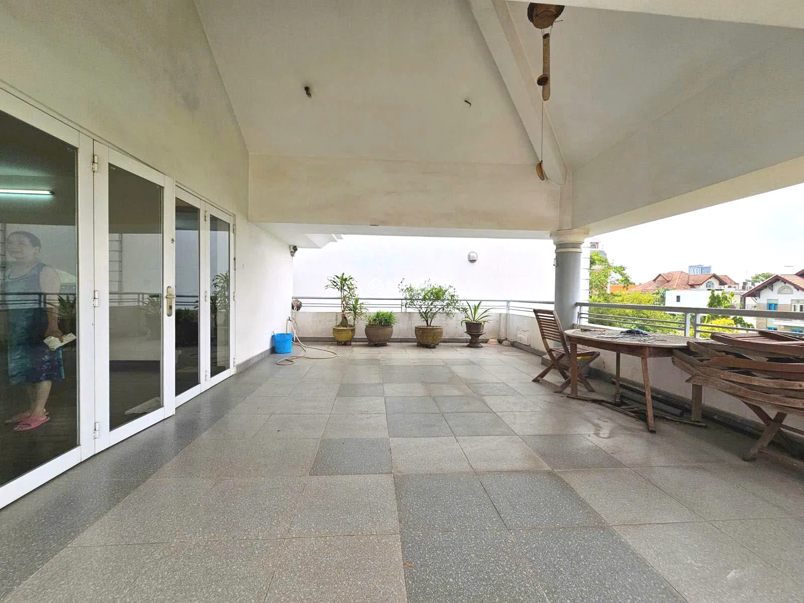 Villa For Rent in Alley 131 Nguyen Van Huong Thao Dien HCMC 600sqm 4,100 USD/month