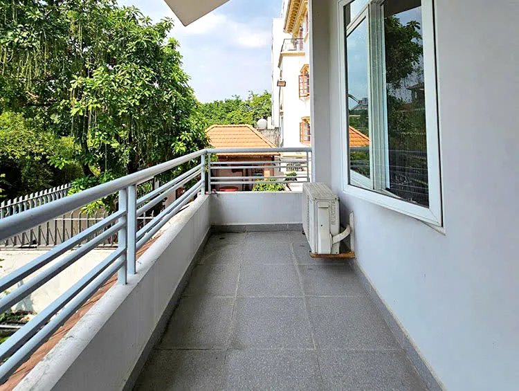 Villa For Rent in Alley 131 Nguyen Van Huong Thao Dien HCMC 600sqm 4,100 USD/month