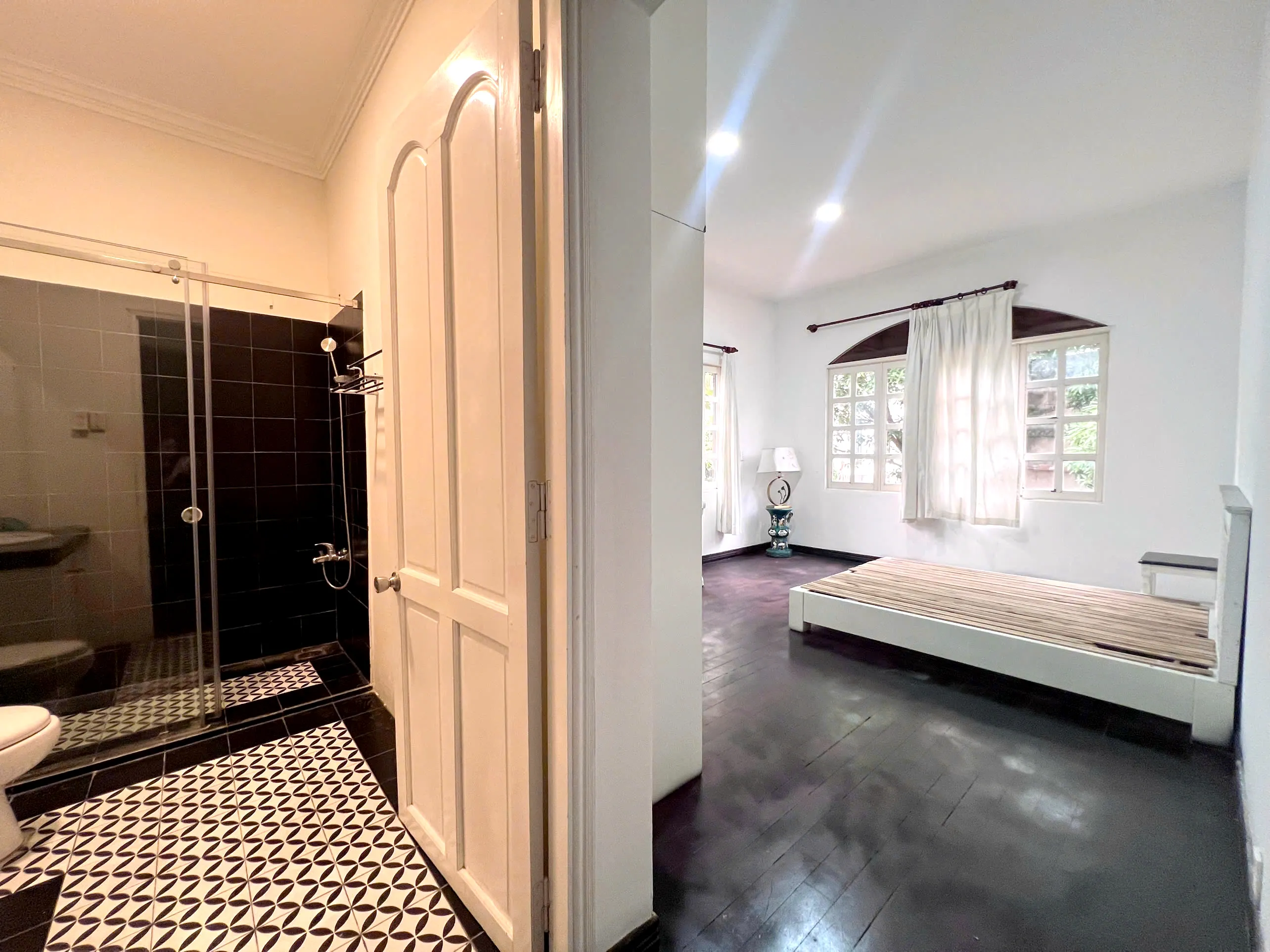 Commercial Villa For Rent in Xuan Thuy Street Thao Dien HCMC 1200sqm 10,000 USD/month