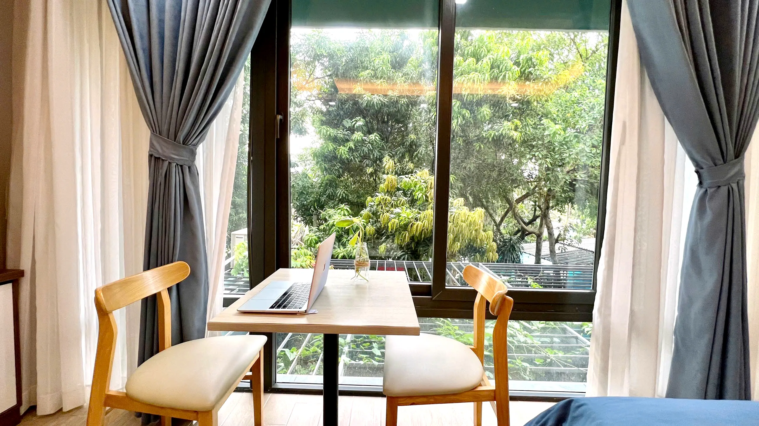 Studio M-Z Serviced Apartment Lang Bao Chi Thao Dien HCMC 30sqm 450 USD/month