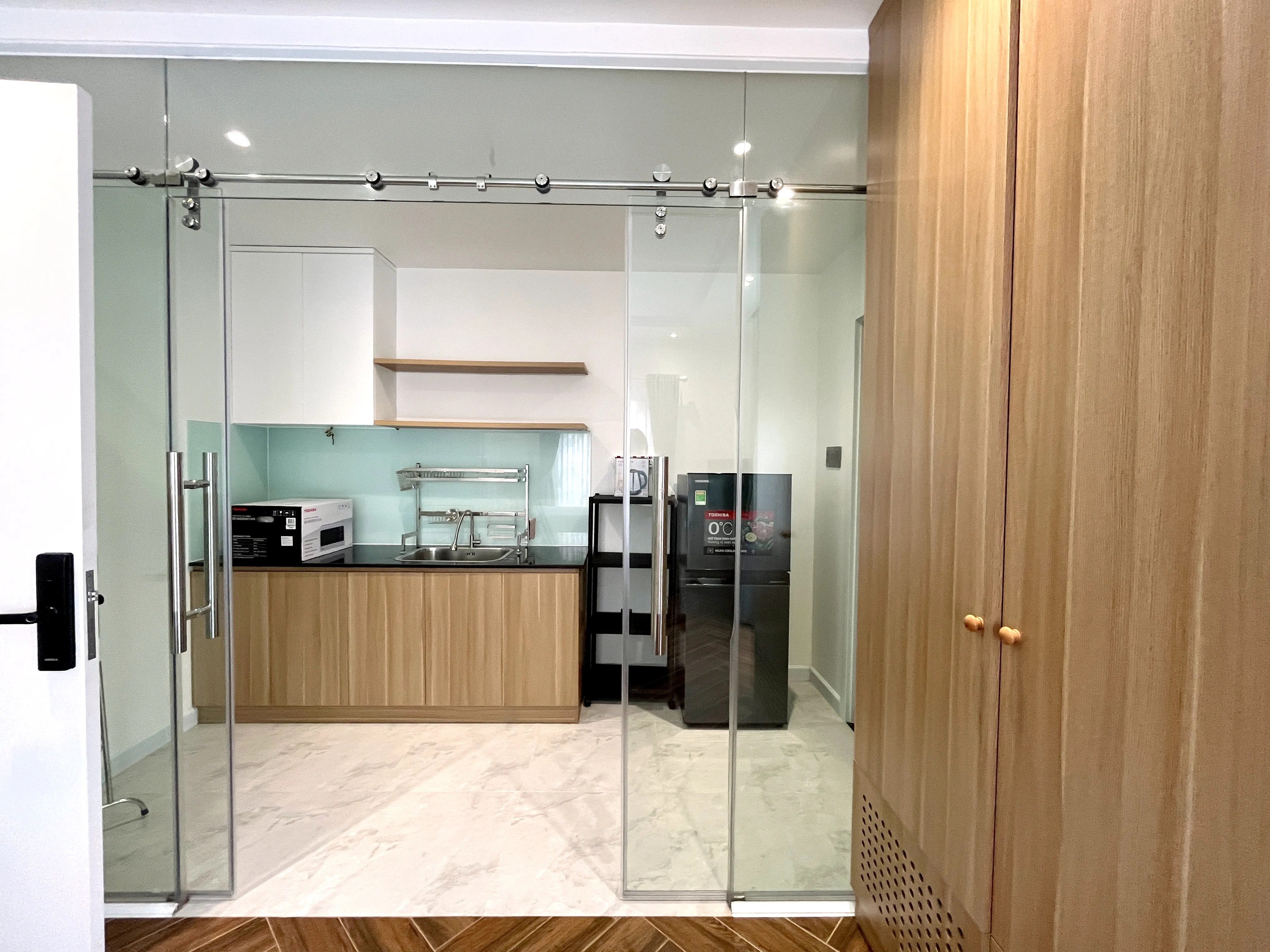 Balcony Hong Home Serviced Apartment For Rent in Binh Thanh HCMC 40sqm 600 USD/month