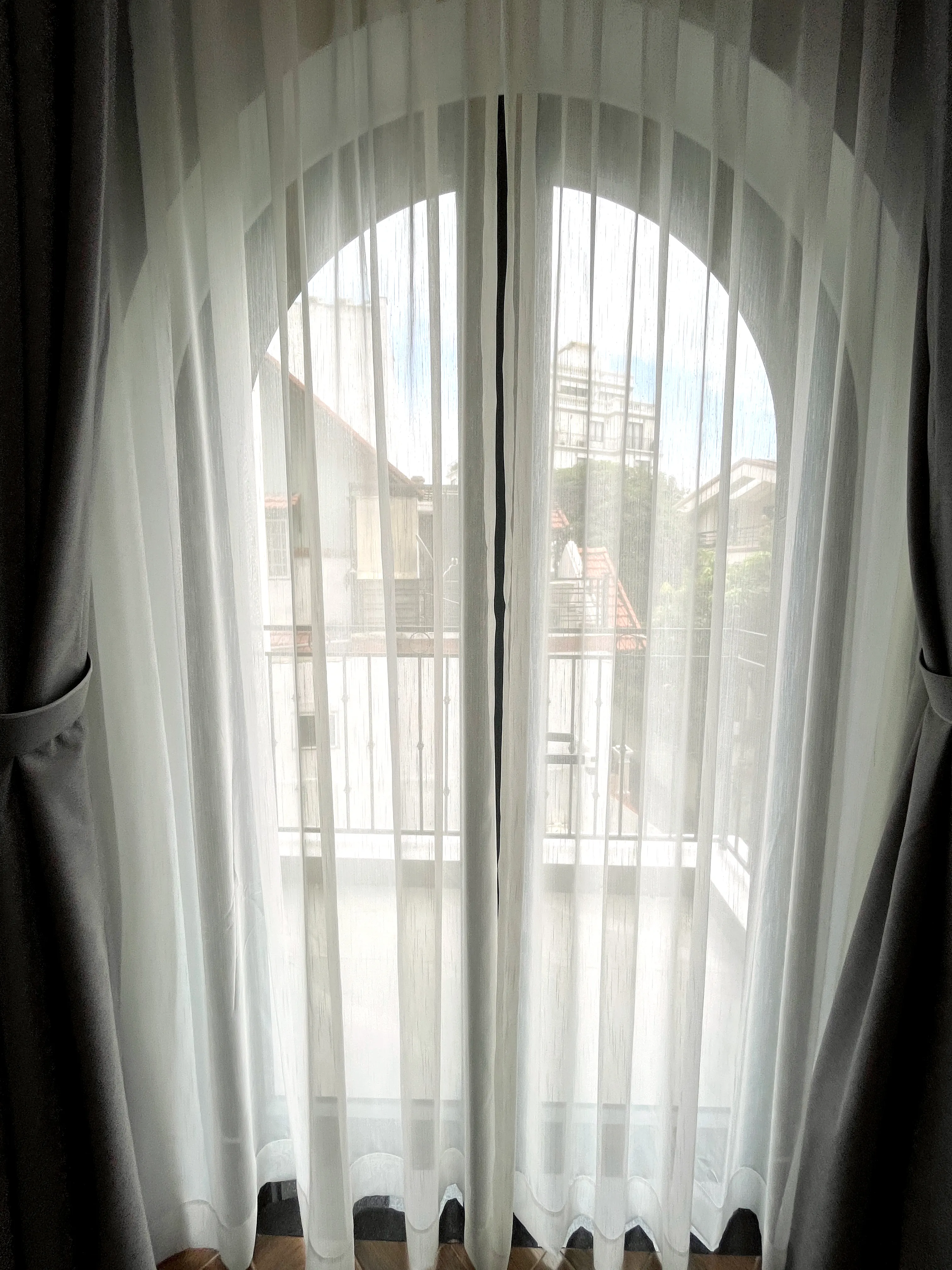 Balcony Hong Home Serviced Apartment For Rent in Binh Thanh HCMC 40sqm 600 USD/month
