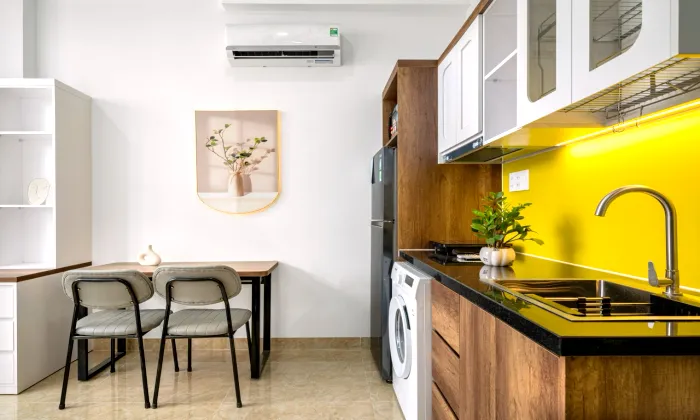 Studio Apartment for rent in Phan Van Han St Binh Thanh HCMC 25sqm 400 USD/month
