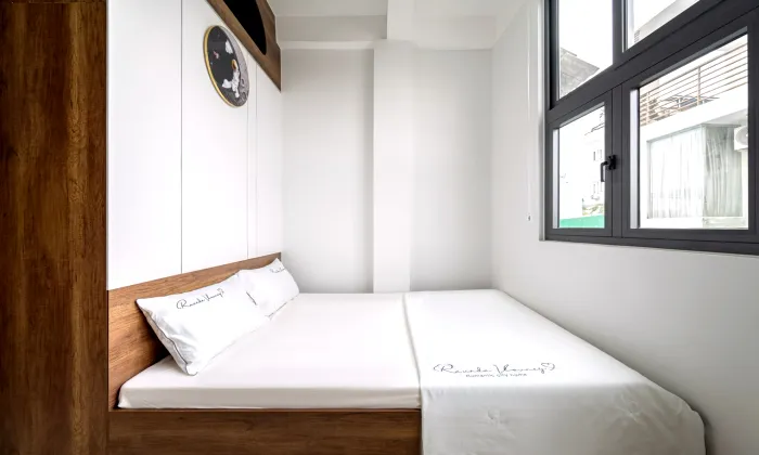 Studio Apartment for rent in Phan Van Han St Binh Thanh HCMC 25sqm 400 USD/month