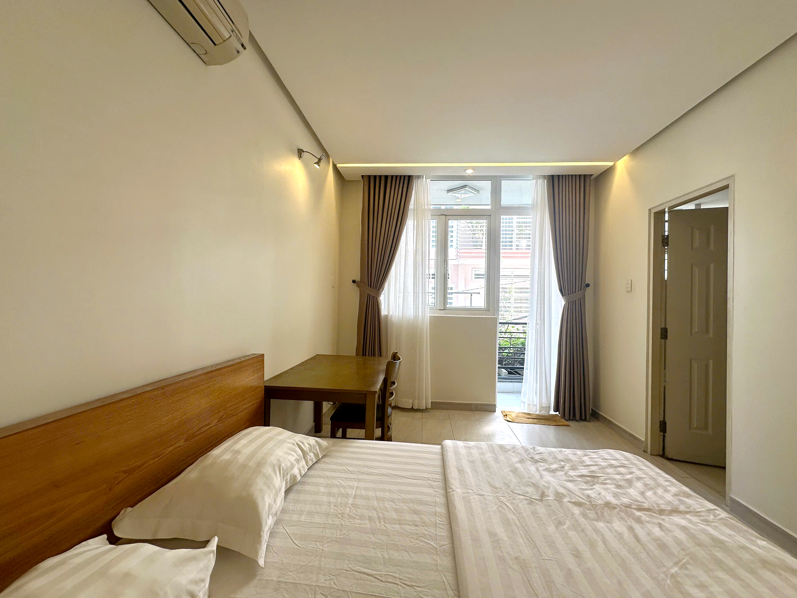 Good Size Good Rent 3 Bedroom Apartment For Rent in Binh Thanh HCM