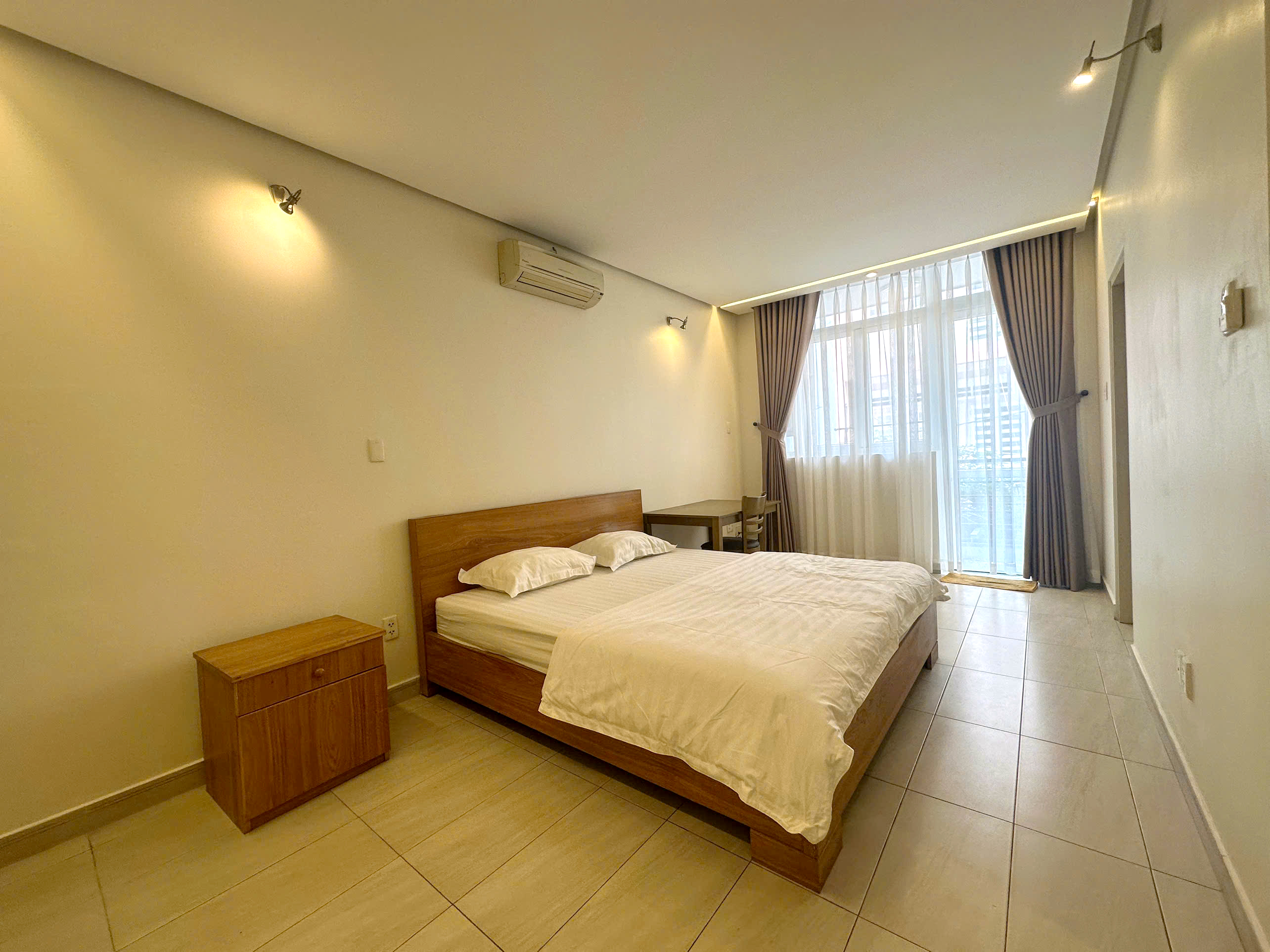 Good Size Good Rent 3 Bedroom Apartment For Rent in Binh Thanh HCM