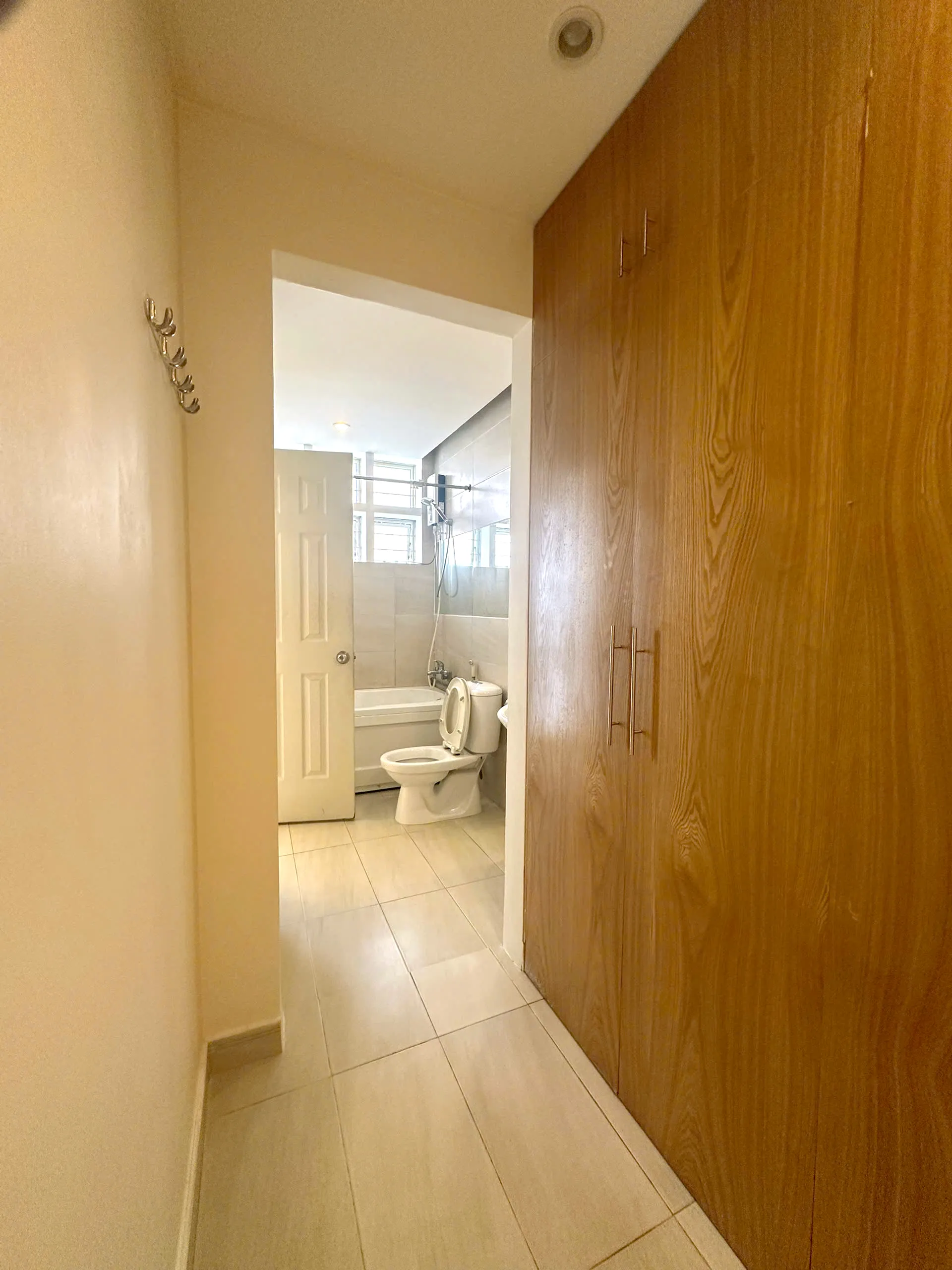Good Size Good Rent 3 Bedroom Apartment For Rent in Binh Thanh HCM 90sqm 650 USD/month