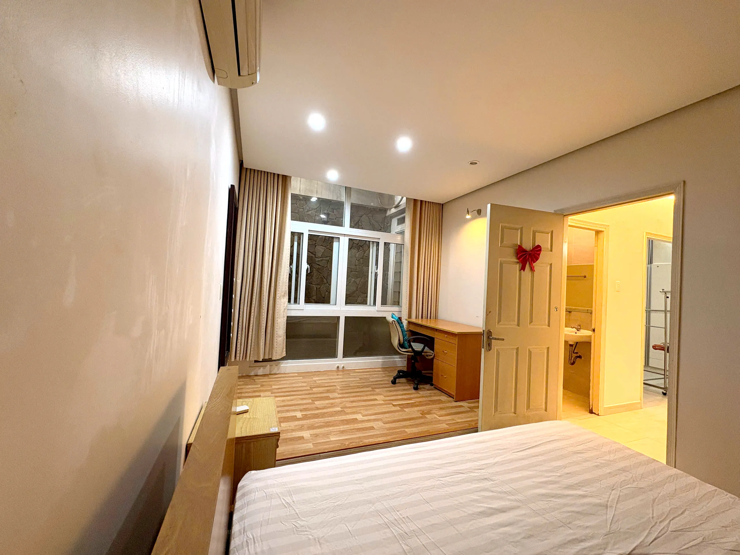 Very Good Rent 02 Bedroom Apartment in Binh Thanh District HCMC 60sqm 550 USD/month