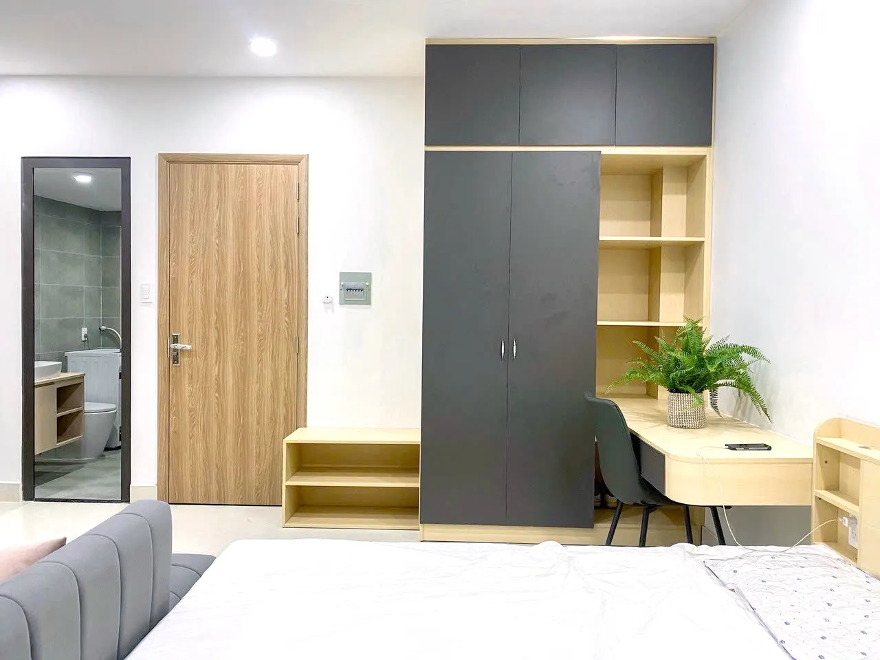 Nice Studio Home Apartment For Rent in Nguyen Cuu Van Street Binh Thanh HCM 35sqm 570 USD/month
