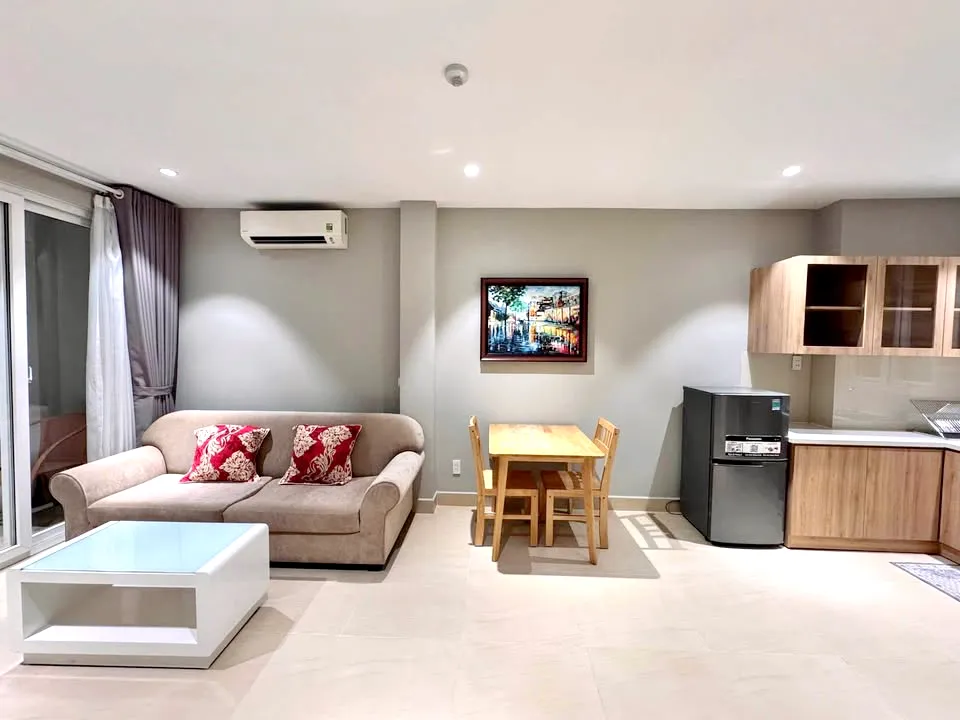 One Bedroom Apartment Bath-tup For Rent in Binh Thanh HCMC 50sqm 600 USD/month