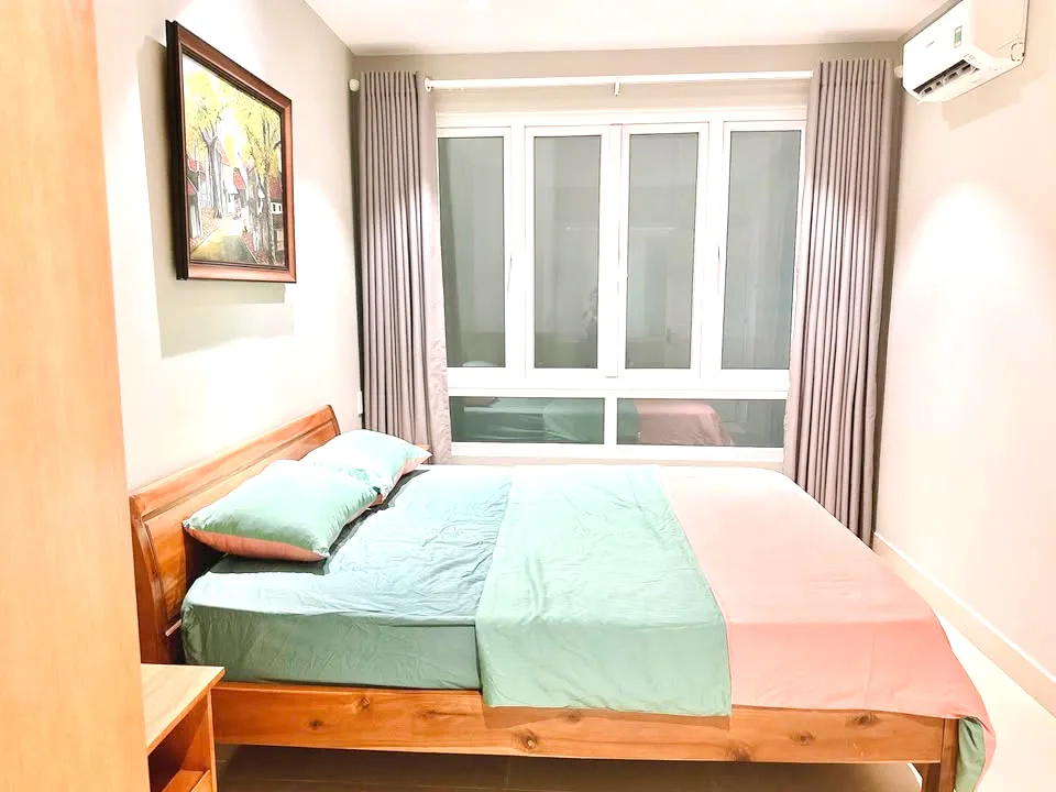 One Bedroom Apartment Bath-tup For Rent in Binh Thanh HCMC 50sqm 600 USD/month