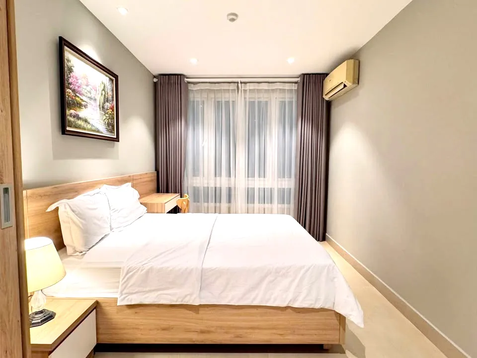 One Bedroom Apartment Bath-tup For Rent in Binh Thanh HCMC 50sqm 600 USD/month