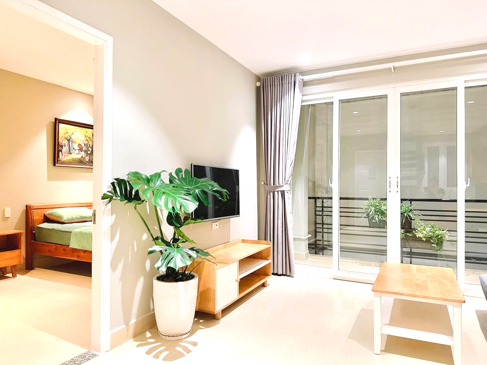 One Bedroom Apartment Bath-tup For Rent in Binh Thanh HCMC