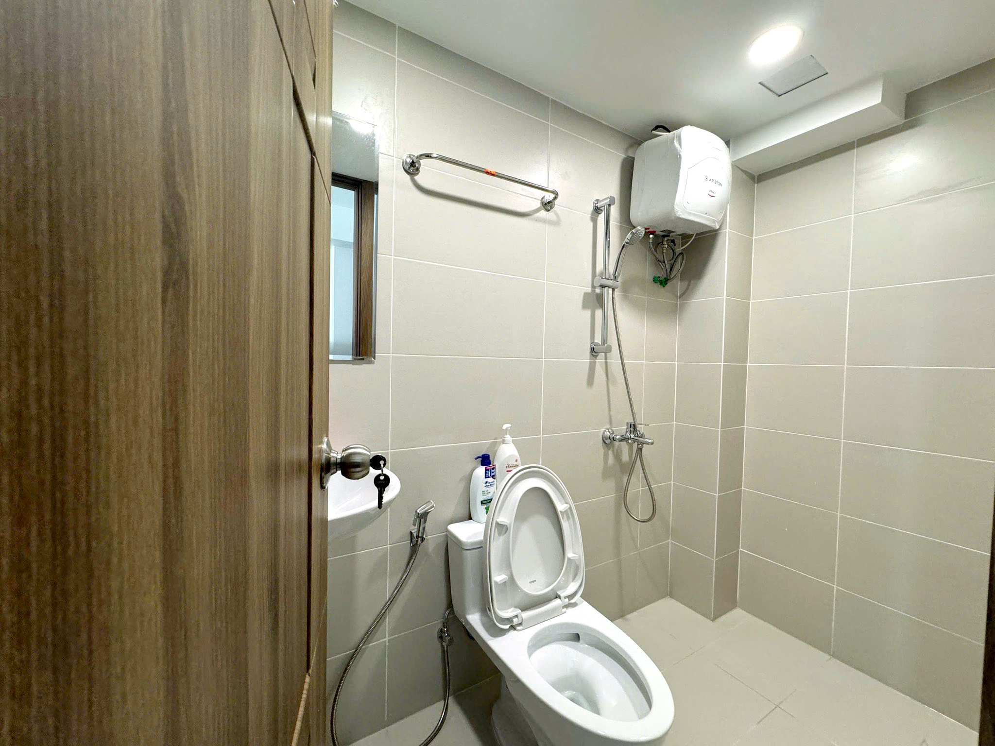 Studio Apartment For Rent in Tan Dinh Ward Ho Chi Minh City