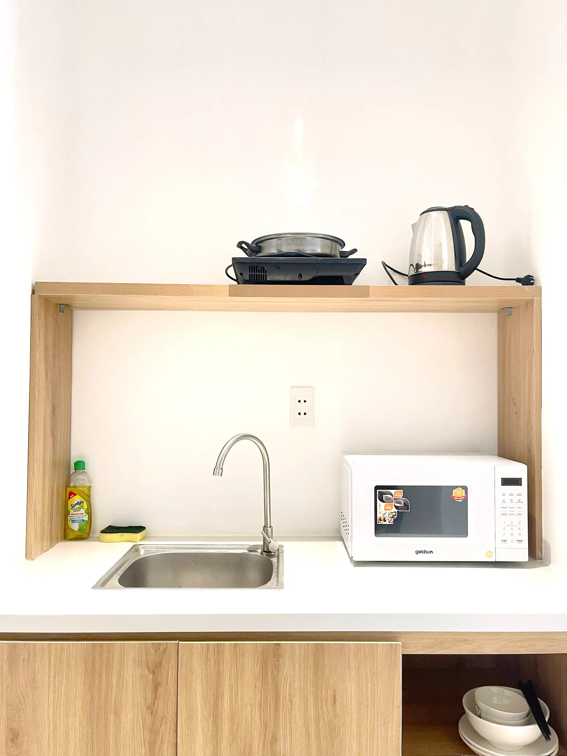 Studio Apartment Balcony Nguyen Phi Khanh Tan Dinh District 1 HCMC 45sqm 550 USD/month