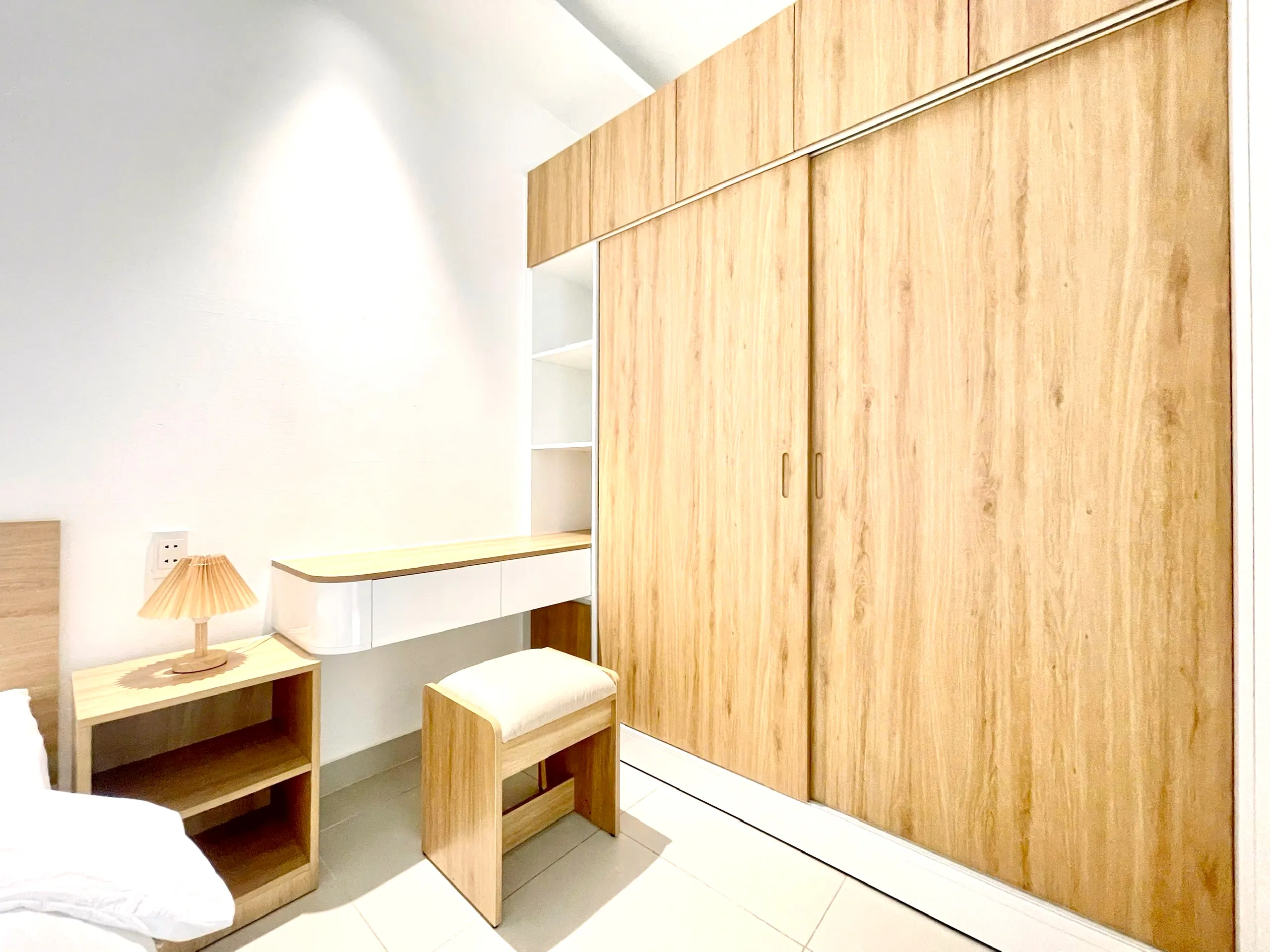 Studio Apartment Balcony Nguyen Phi Khanh Tan Dinh District 1 HCMC 45sqm 550 USD/month