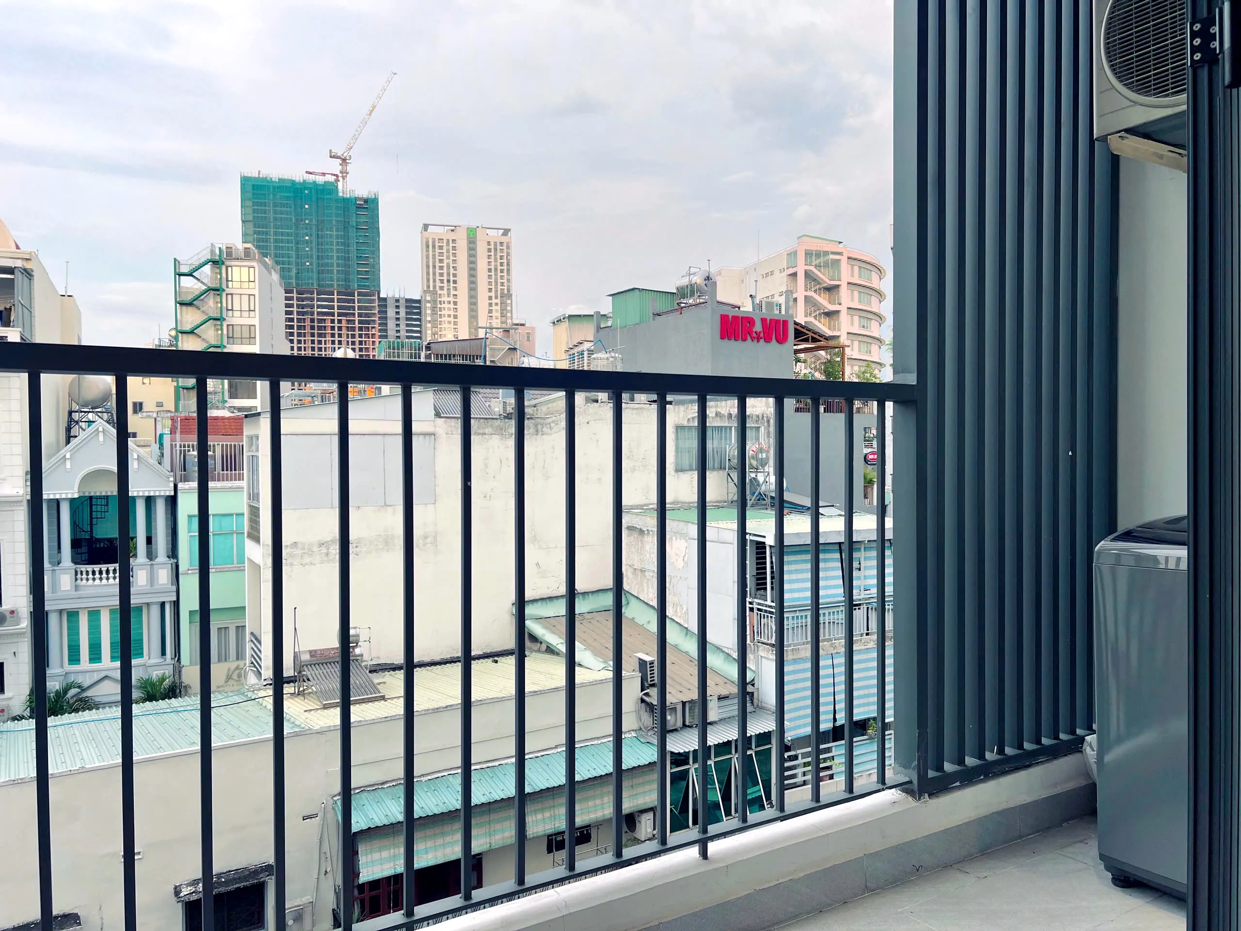 New Studio Serviced Apartment For Rent in District 1 Ho Chi Minh City 40sqm 550 USD/month